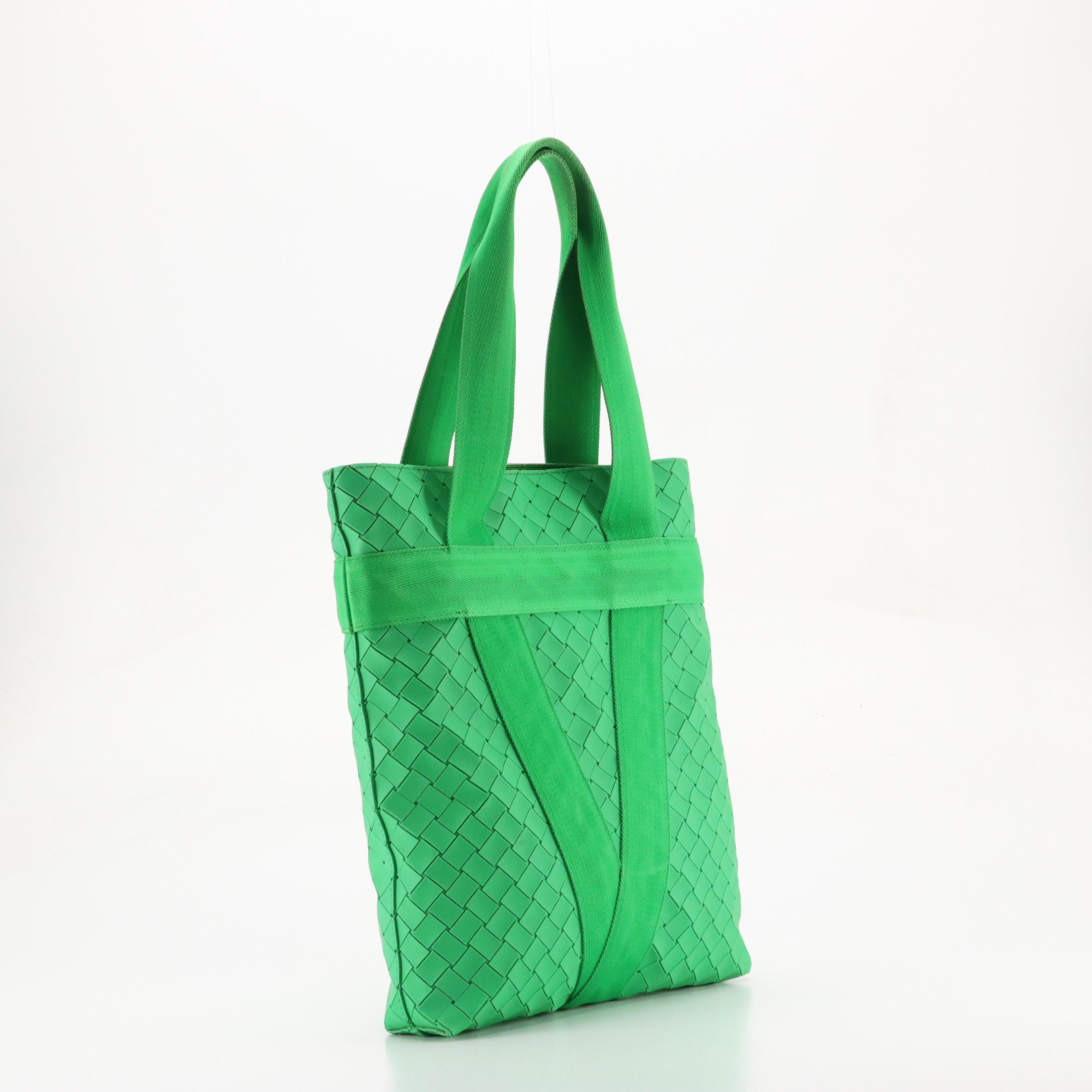Bottega Veneta Intrecciato Pattern Rubber Tote