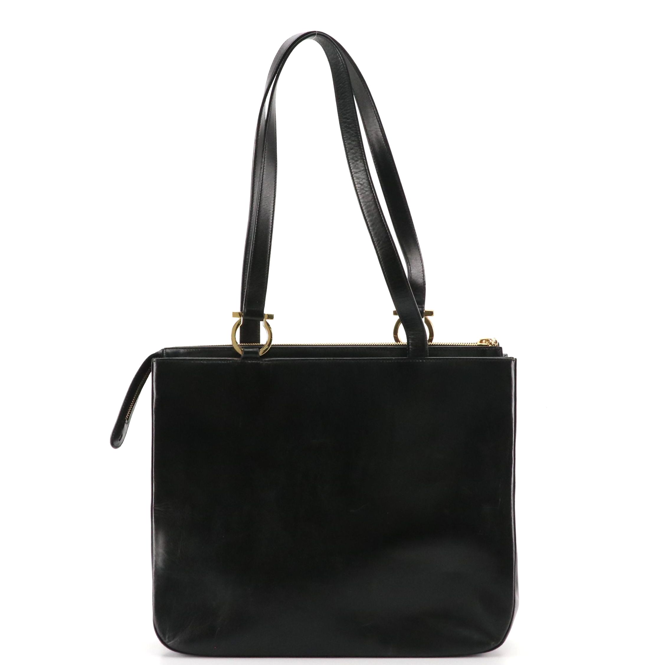 Salvatore Ferragamo Shoulder Bag in Leather with Gancini Hardware