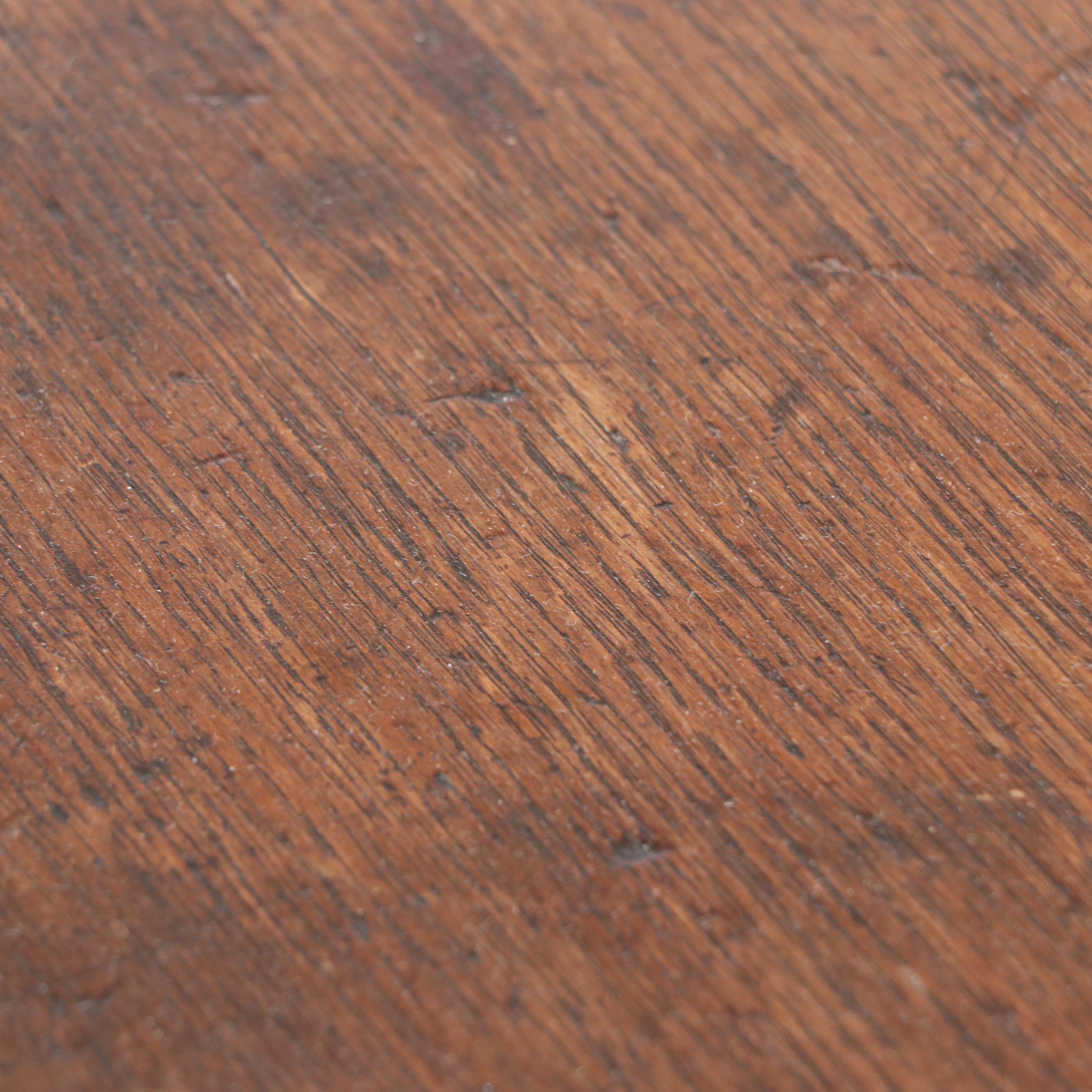 Queen Anne Style Oak Drop-Leaf Table