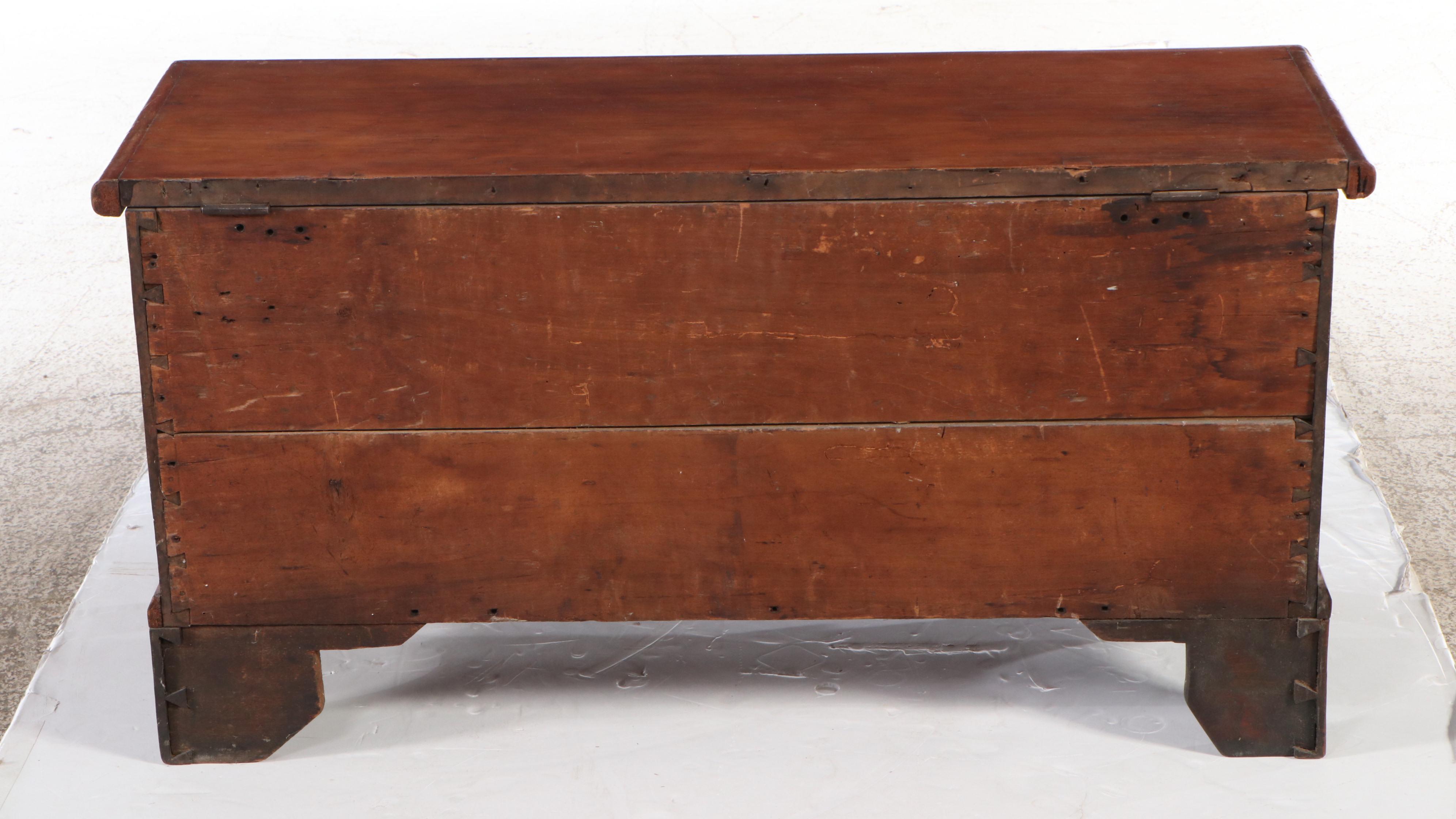 Shaker Style Wooden Blanket Chest