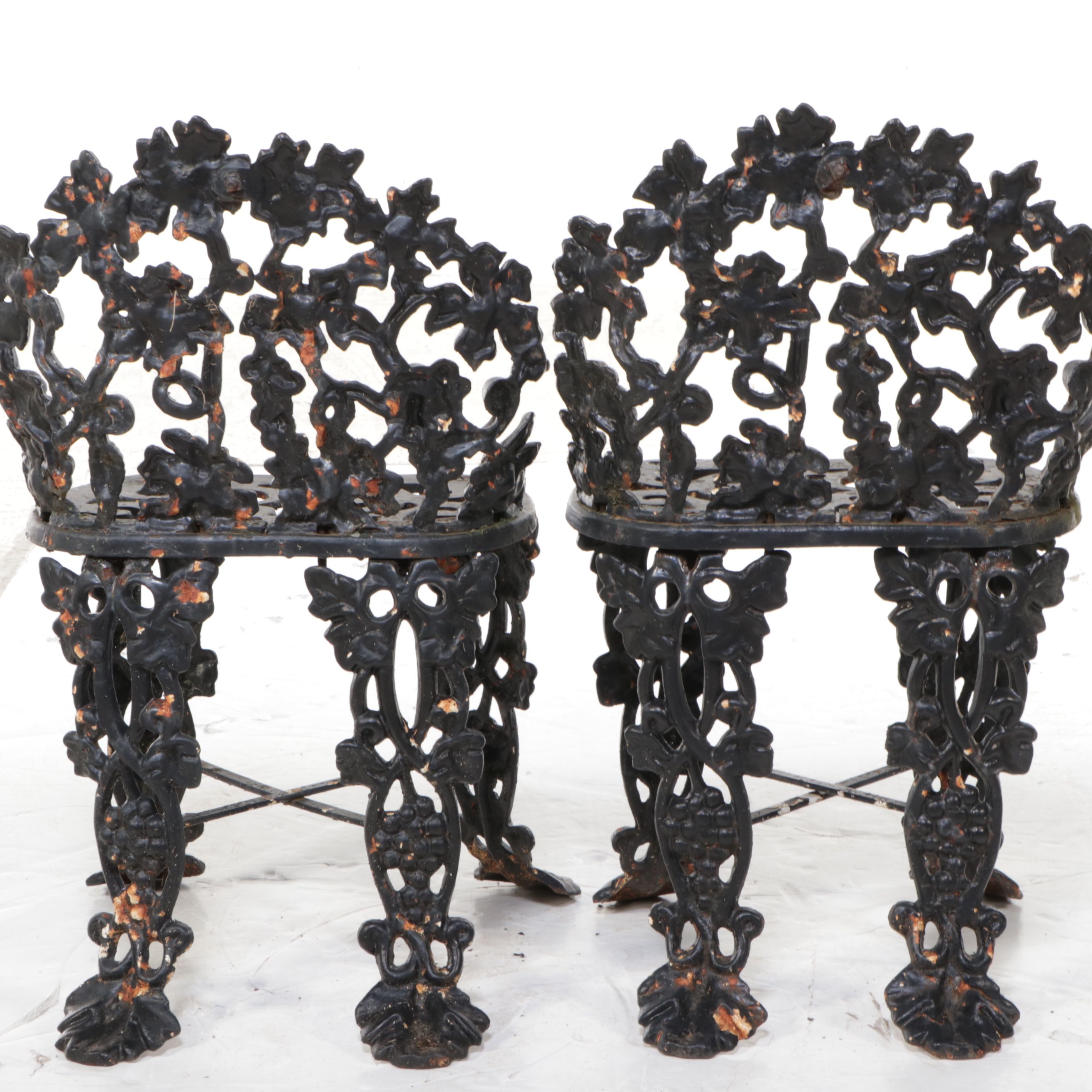 Pair of Victorian Style Painted Cast Metal Grapevine Garden Seats, 20th Century