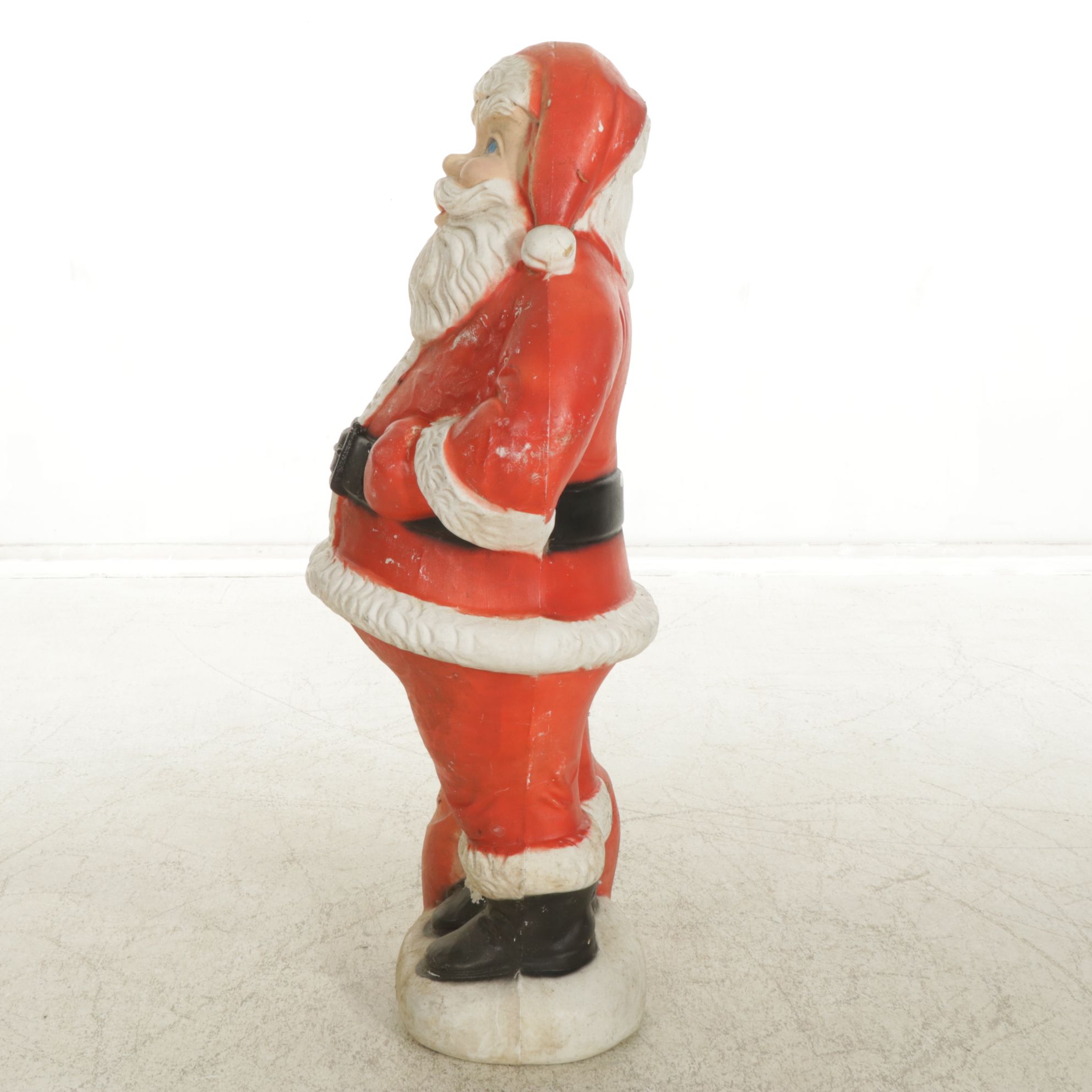 Painted Molded Plastic Santa Claus Christmas Lawn Decoration