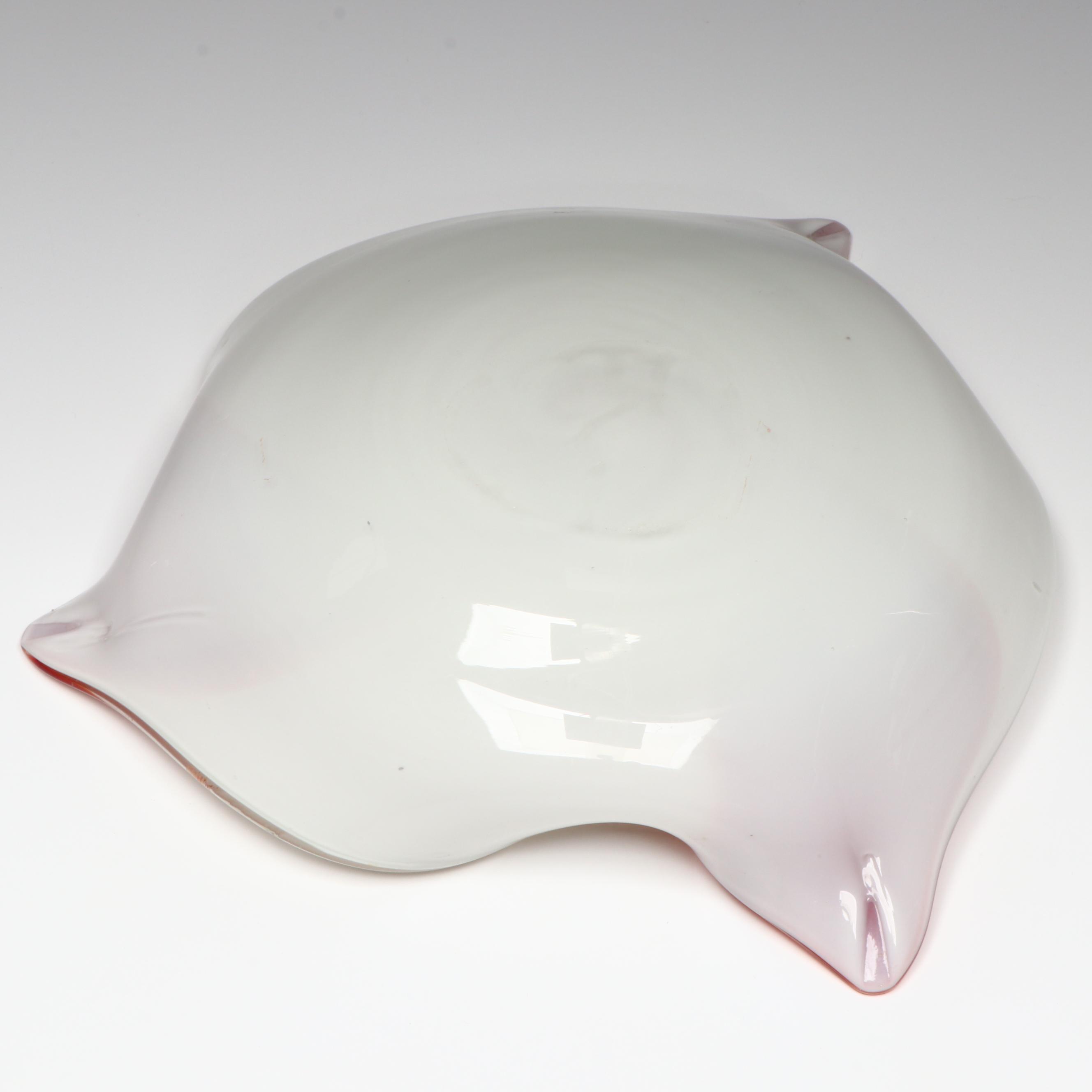 Murano Handblown Red and White Swirl Art Glass Bowl, Mid to Late 20th Century