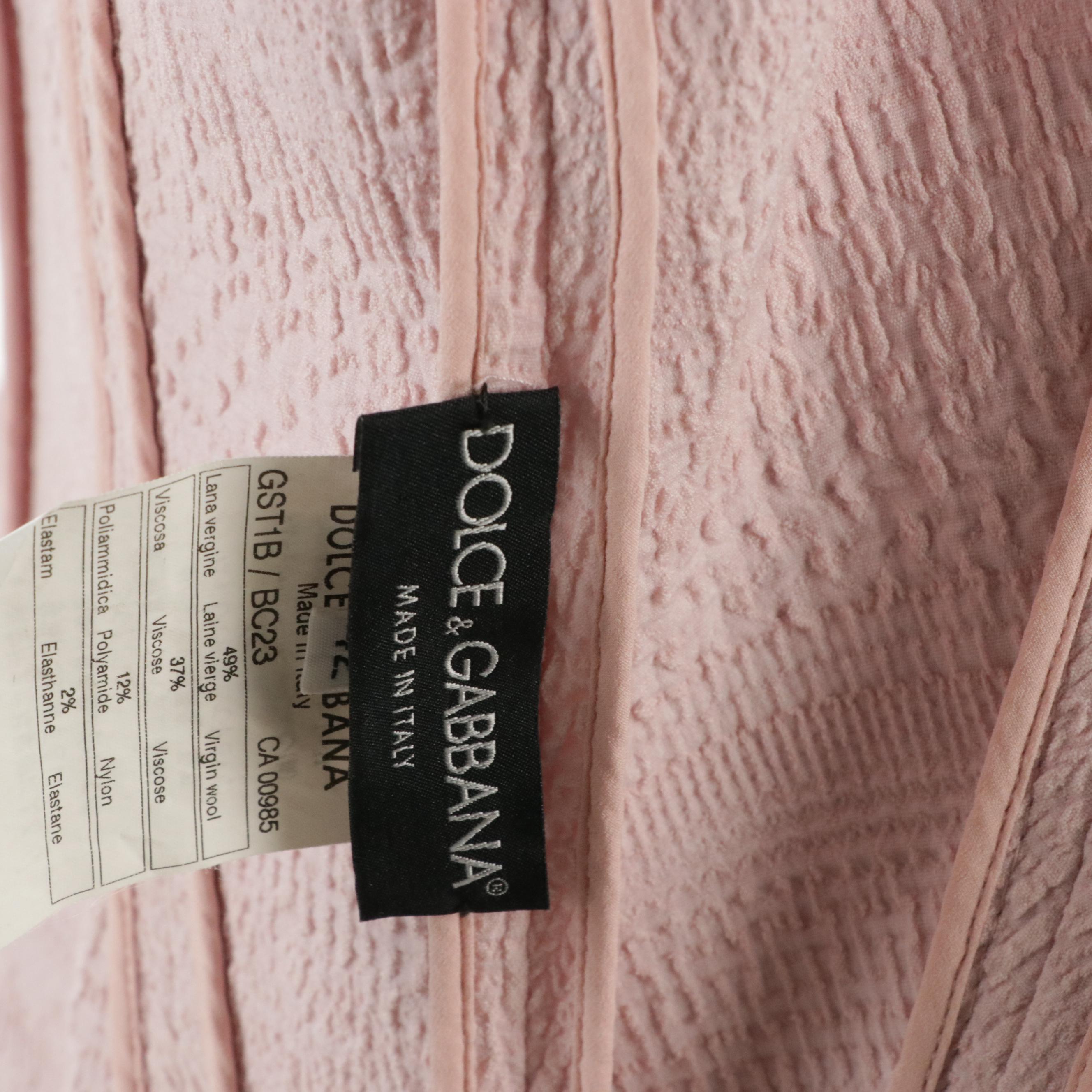 Dolce & Gabbana Knee-Length Skirt Suit in Baby Pink Wool Blend