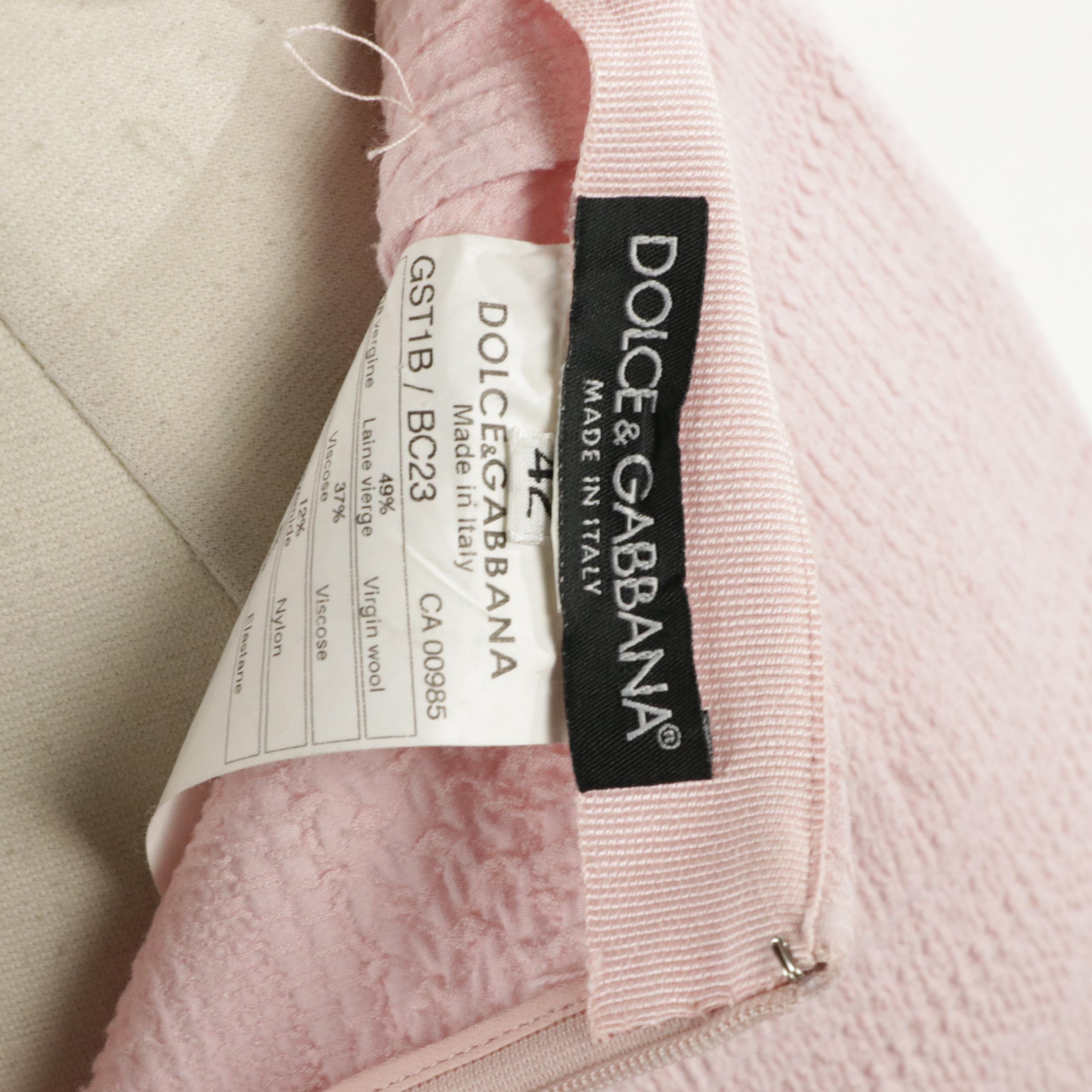 Dolce & Gabbana Knee-Length Skirt Suit in Baby Pink Wool Blend