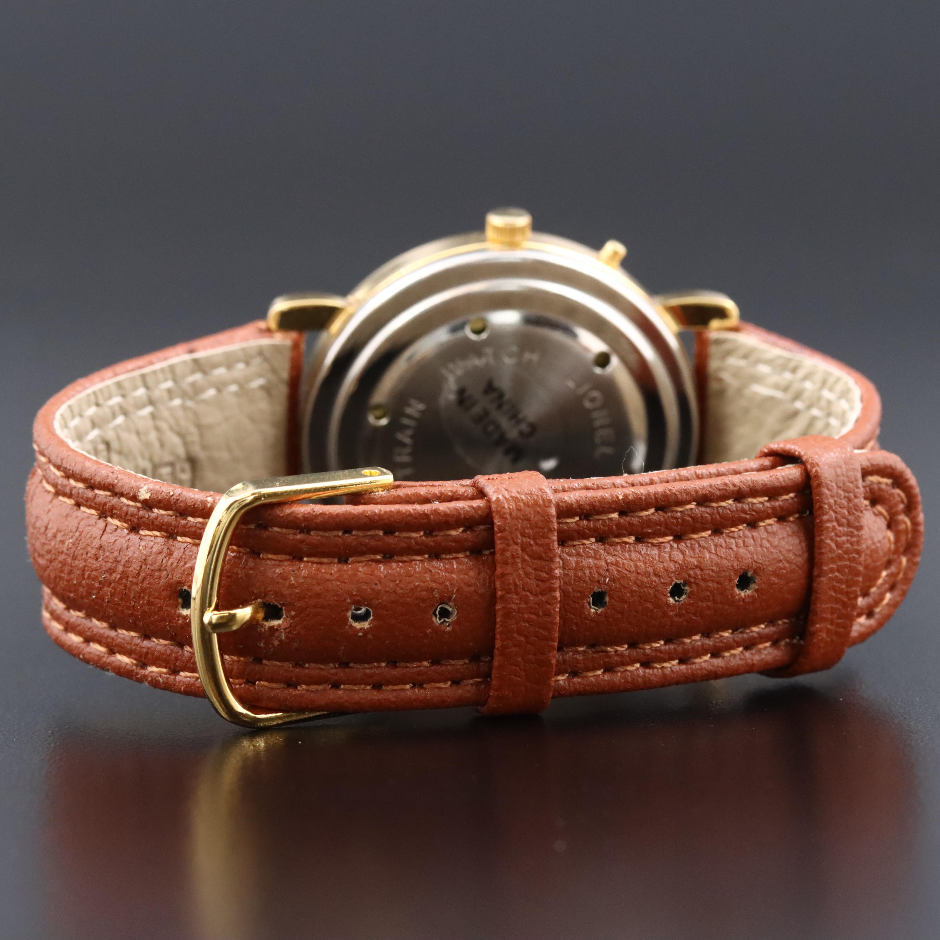 Lionel Collectible Quartz Watch with Tracks, Sound and Moving Train Key Chain