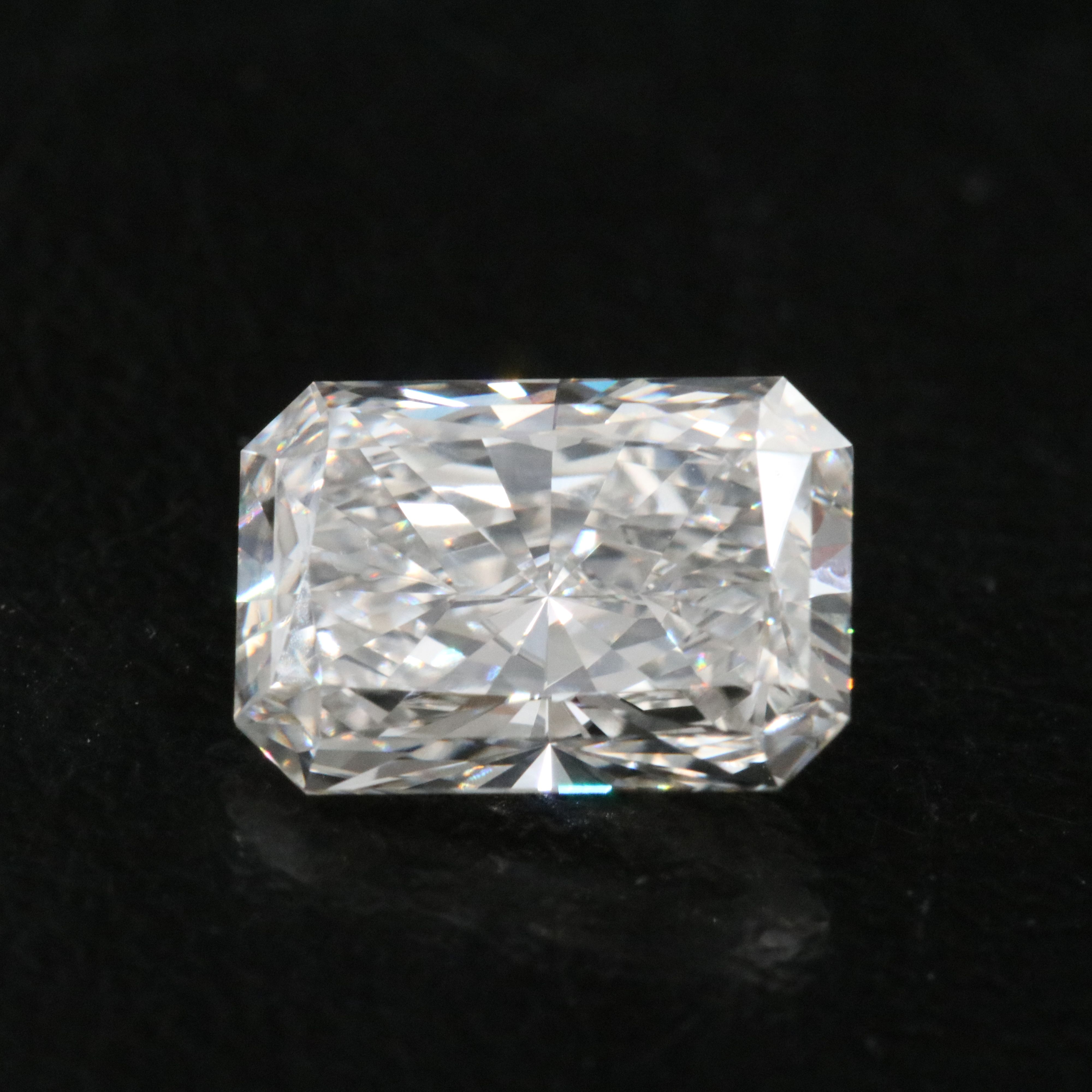 Loose 1.74 CT Lab Grown Diamond with IGI Report