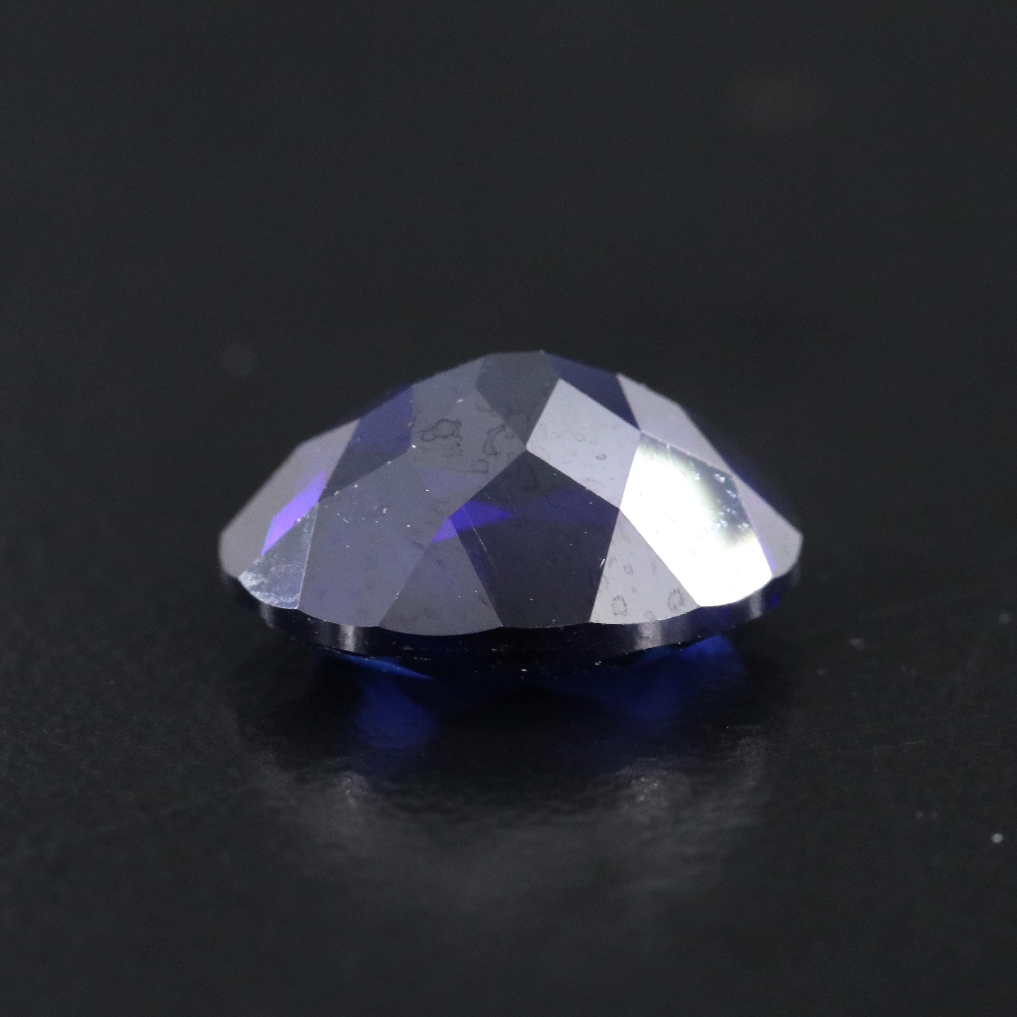 Loose 4.85 CT Lab Grown Sapphire