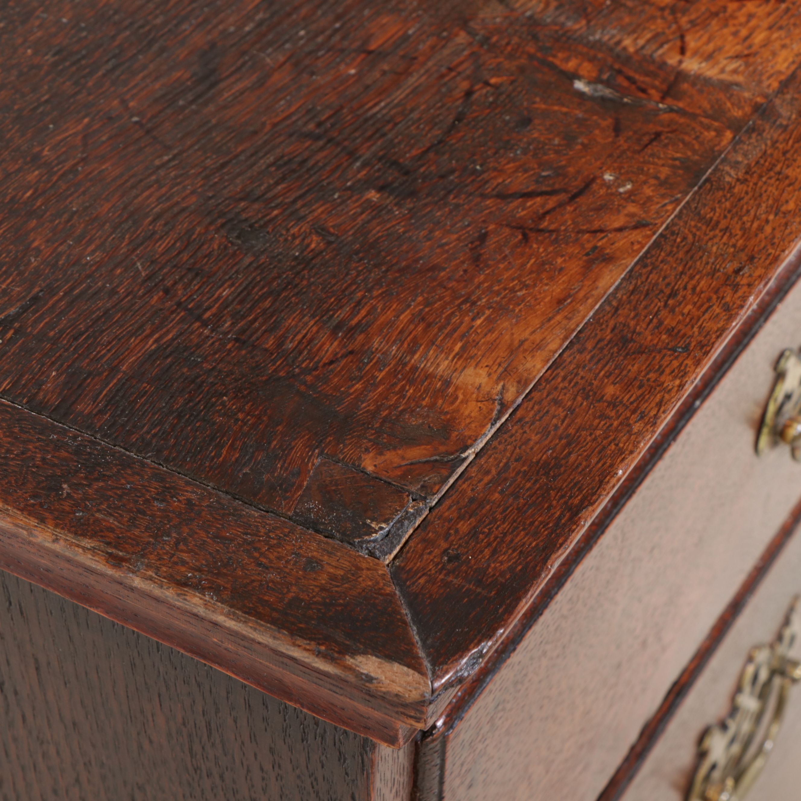 Queen Anne Style Wooden Chest of Drawers on Frame