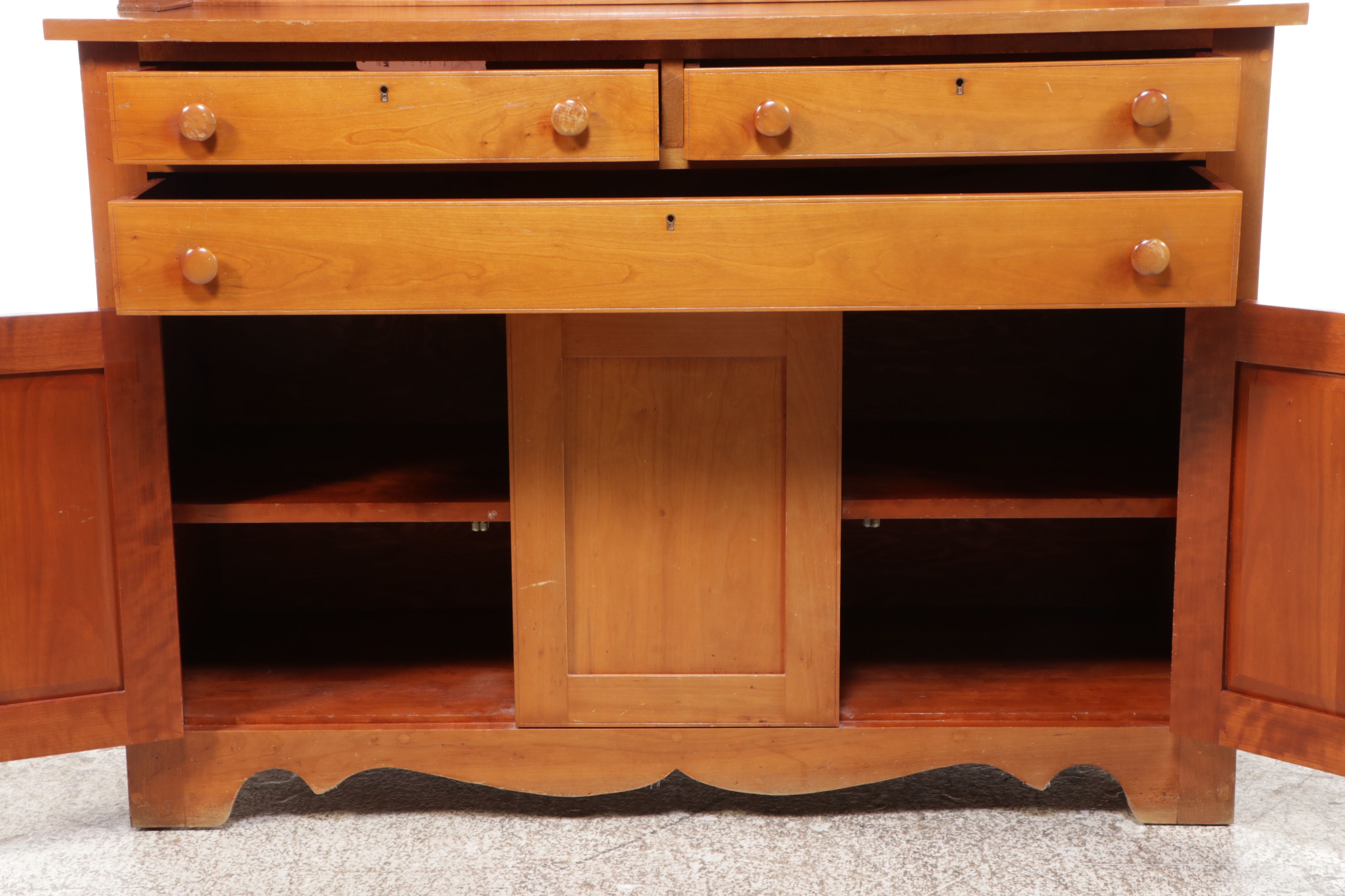 Traditional Style Cherry Cabinet with Three-Tiered Wall Hanging Shelf