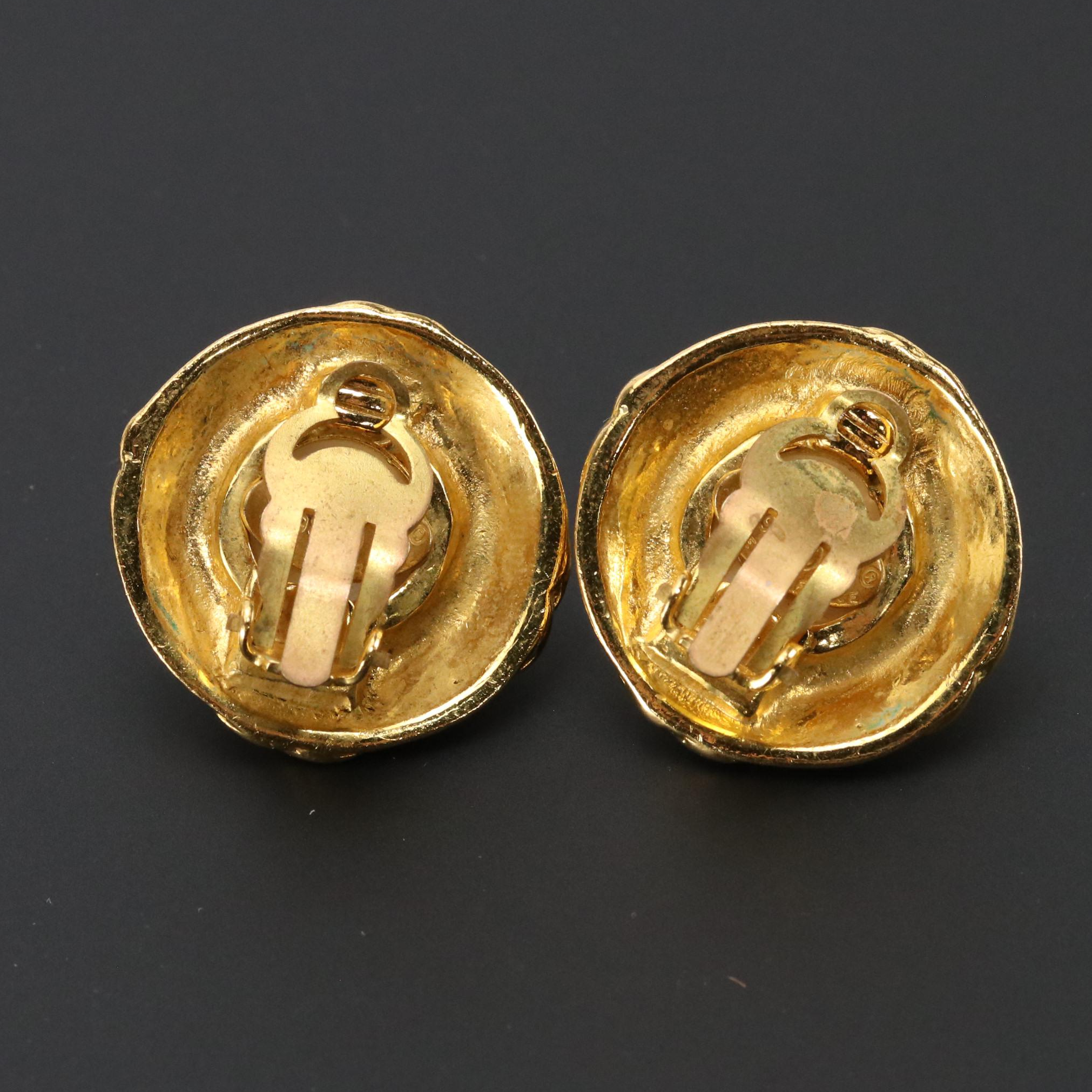 Chanel Imitation Pearl Clip Earrings