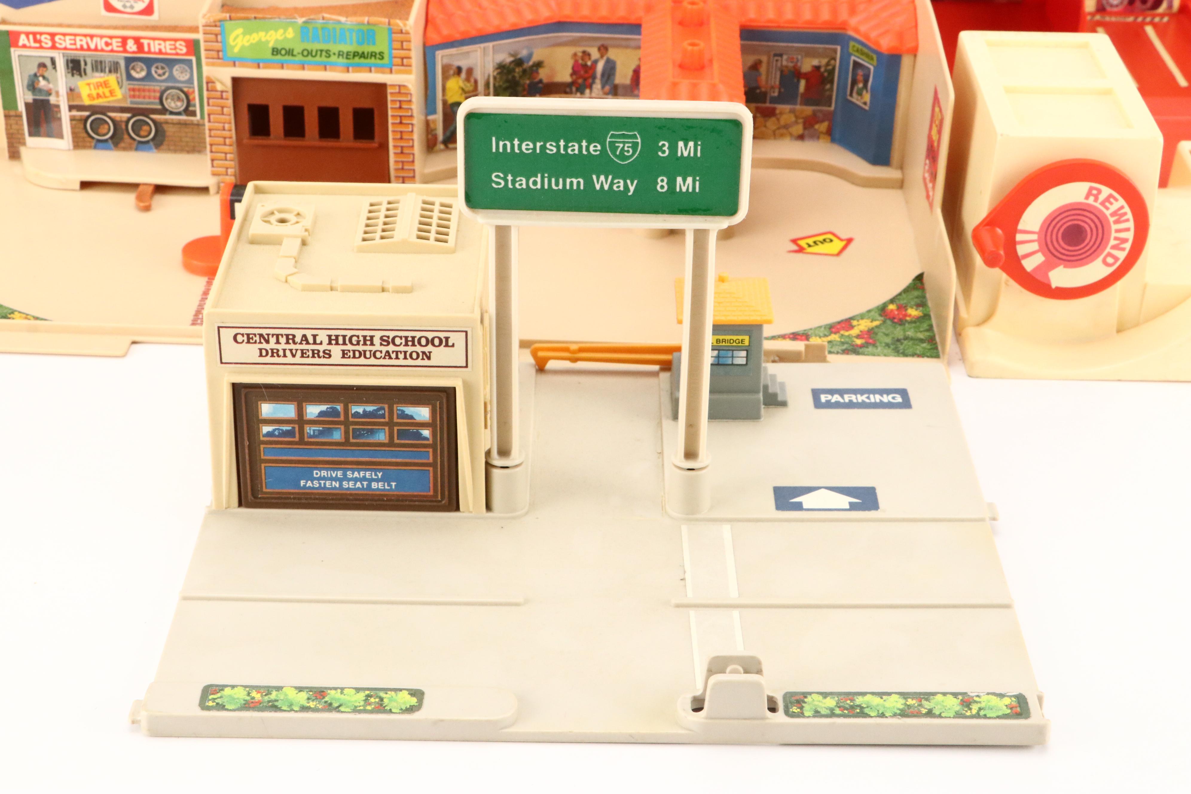 Hot Wheels "Service Center" and More Toy Car Sets