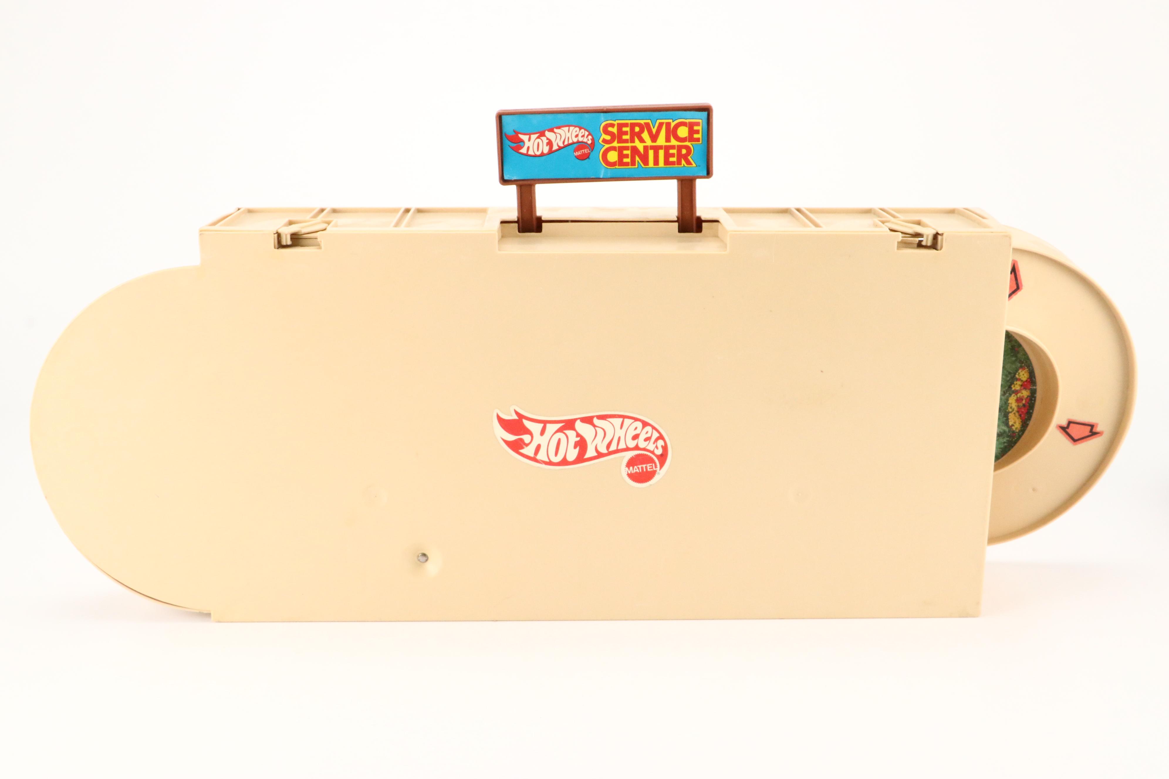 Hot Wheels "Service Center" and More Toy Car Sets