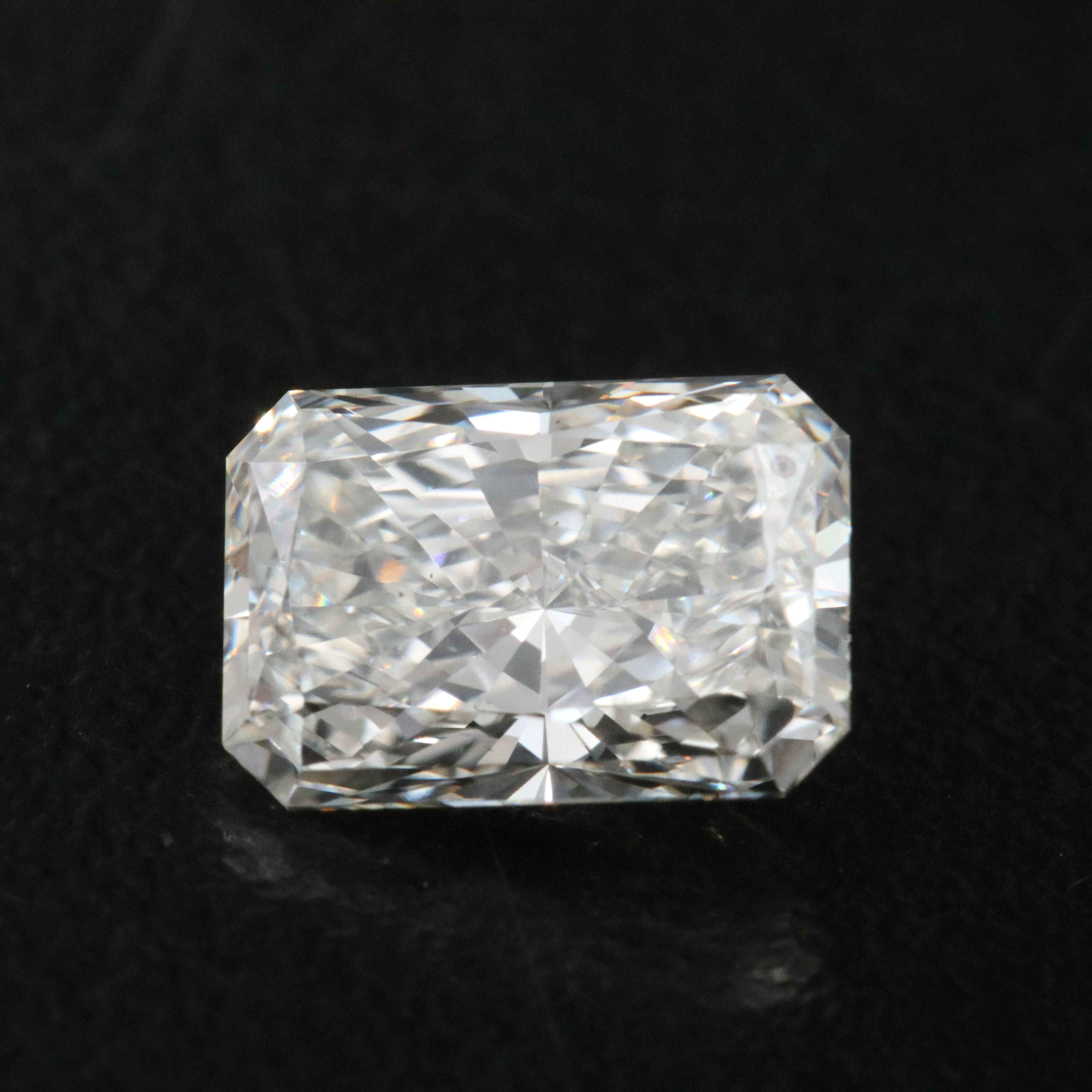 Loose 1.87 CT Lab Grown Diamond with IGI Report