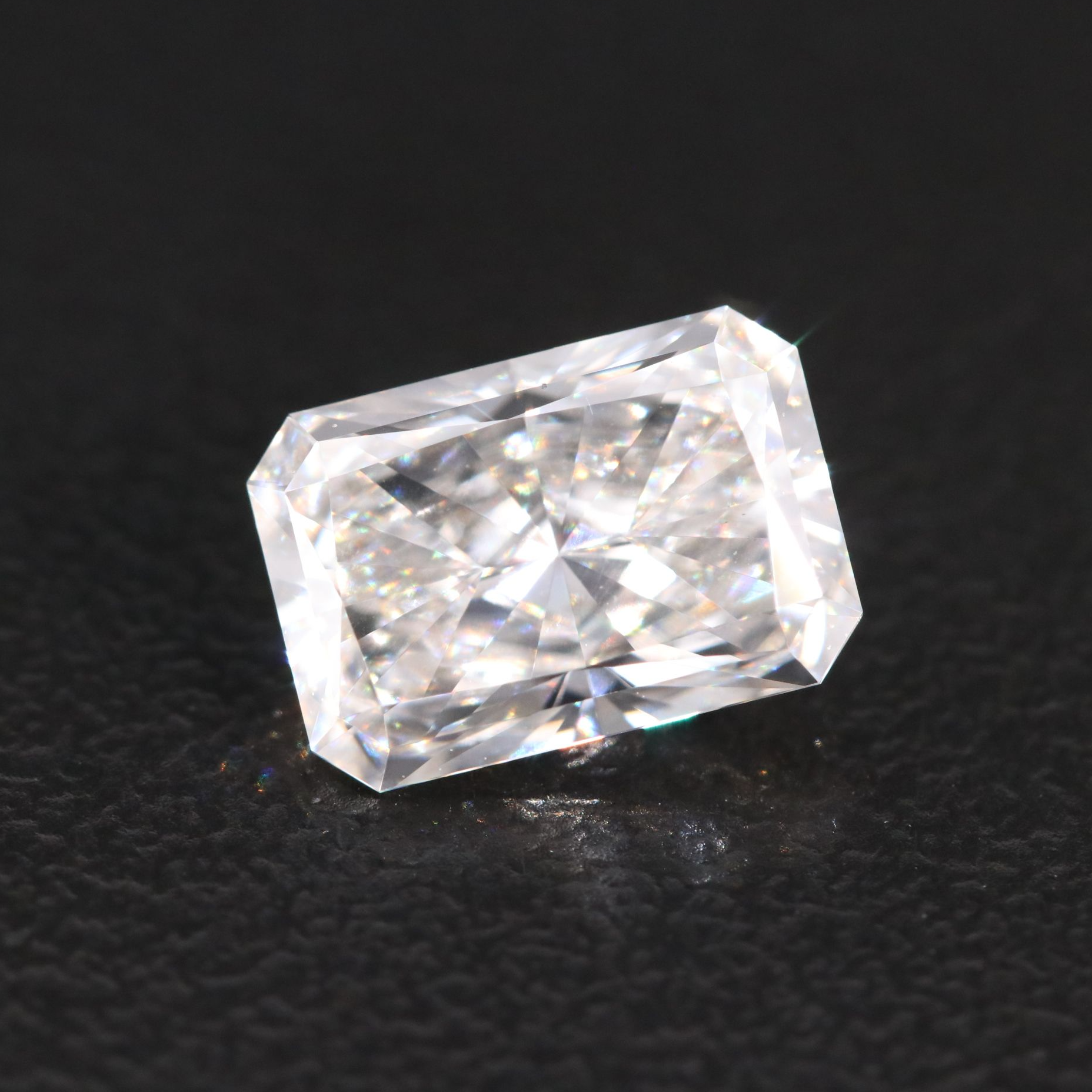 Loose 1.83 CT Lab Grown Diamond with IGI Report