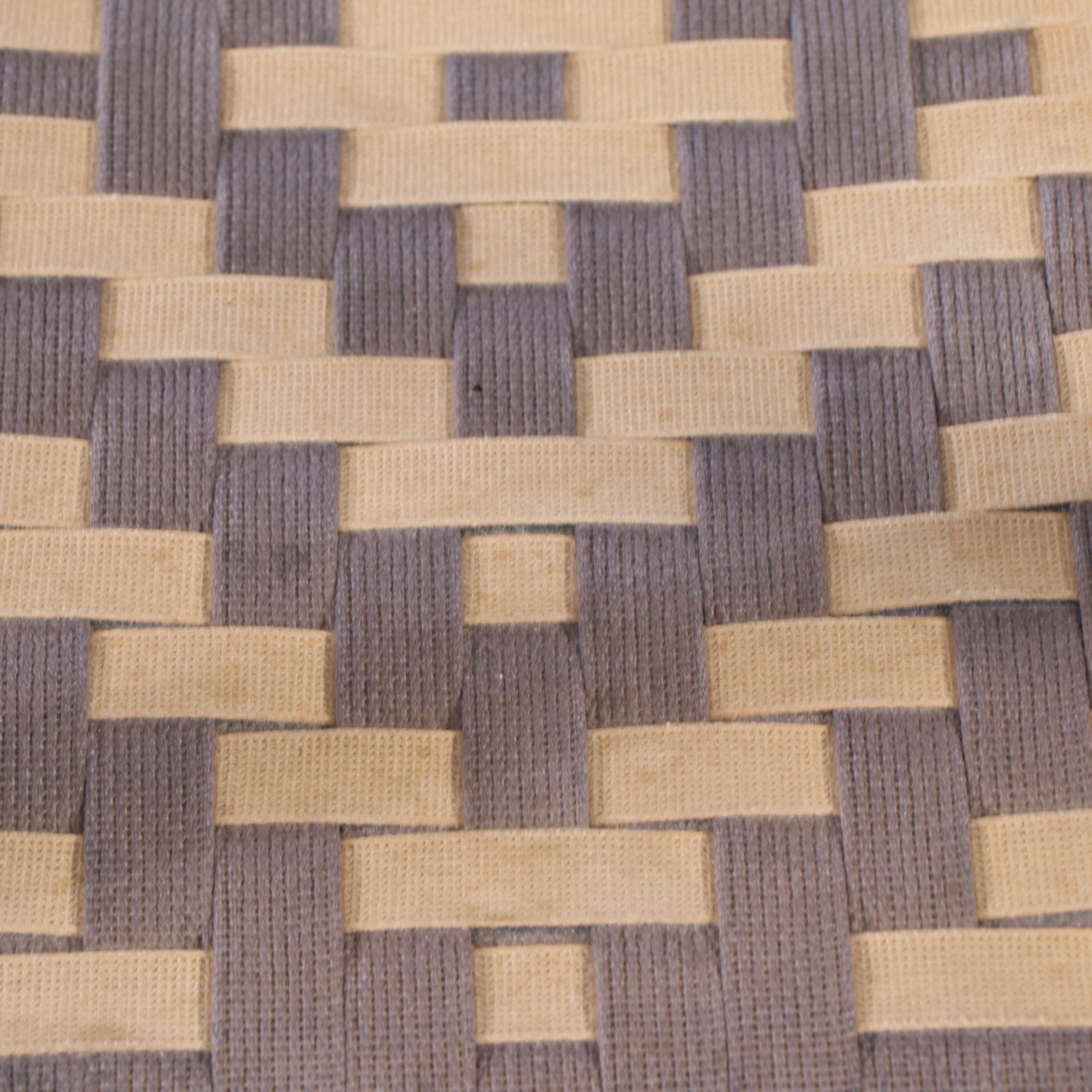 Shaker Style Wooden Ladder-Back Rocking Chair