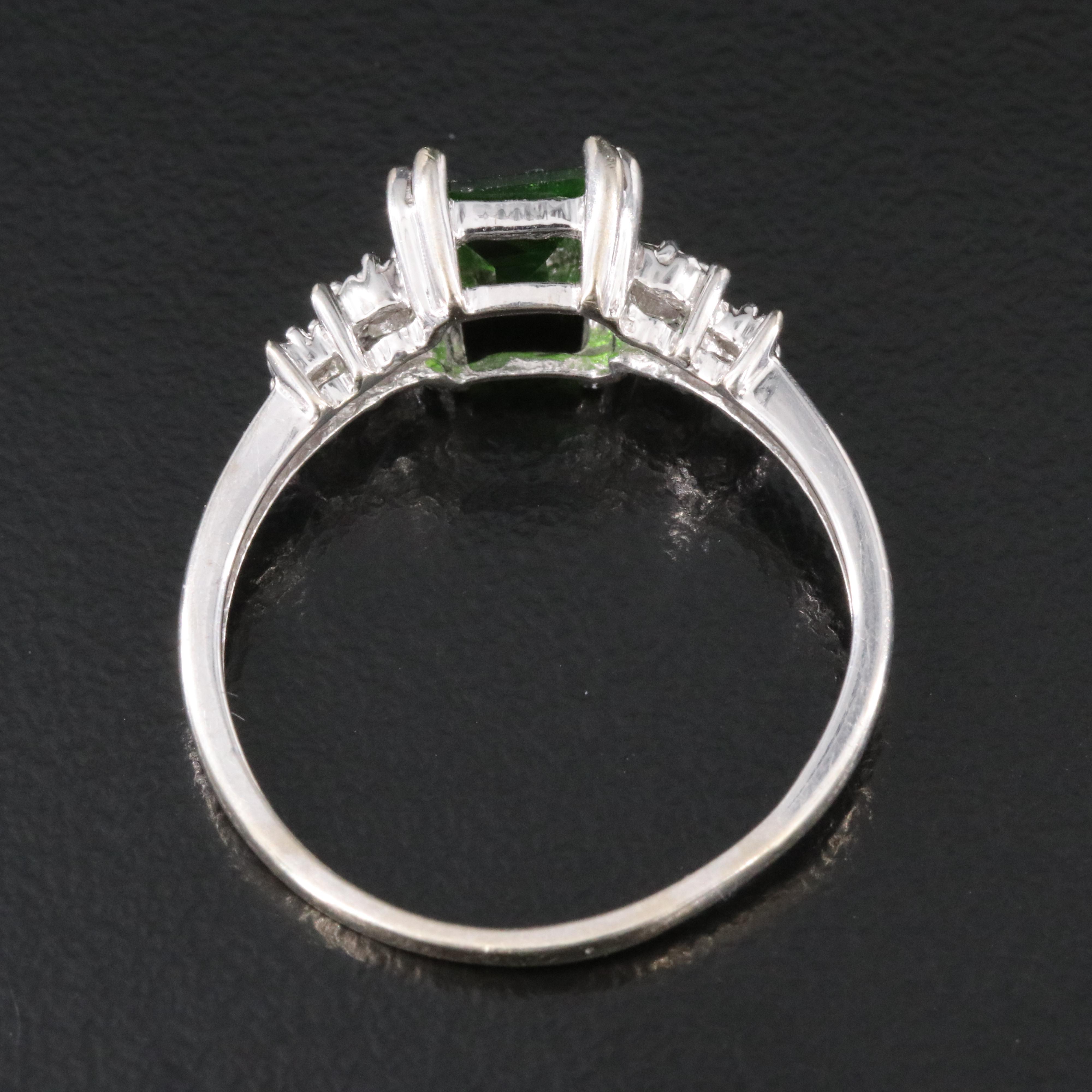 10K Diopside and Diamond Ring
