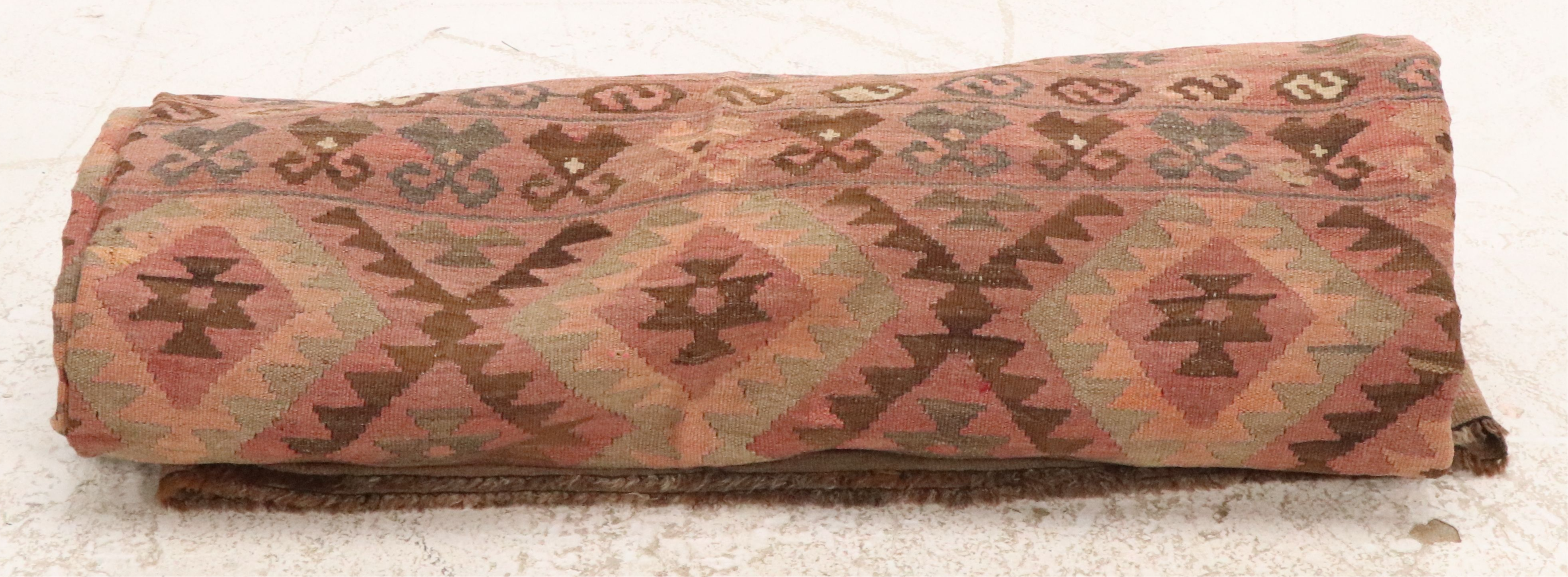 9' x 14'6 Handwoven Turkish Kilim Room-Sized Rug