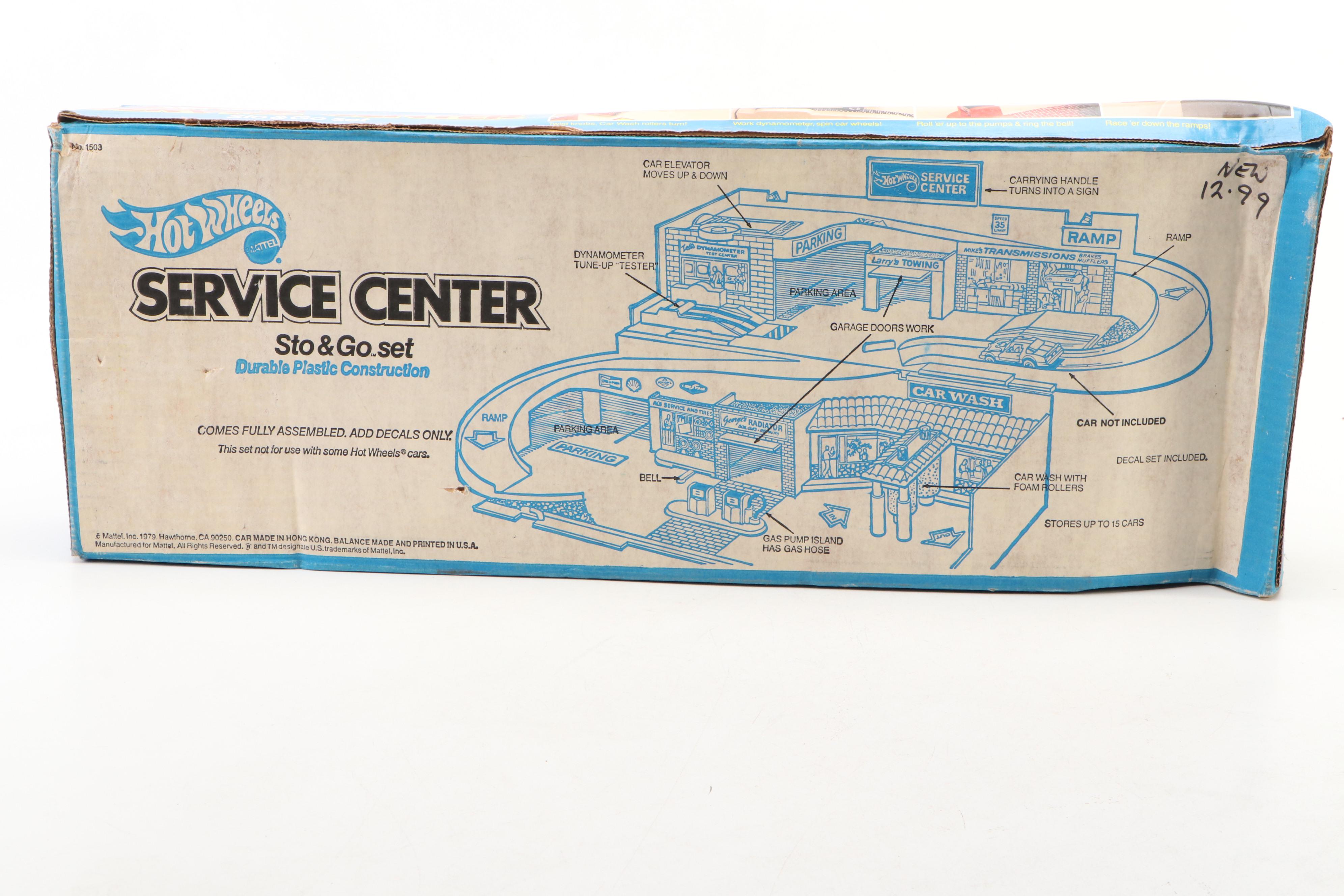 Hot Wheels "Service Center" with Other Toy Car Sets, Late 20th Century
