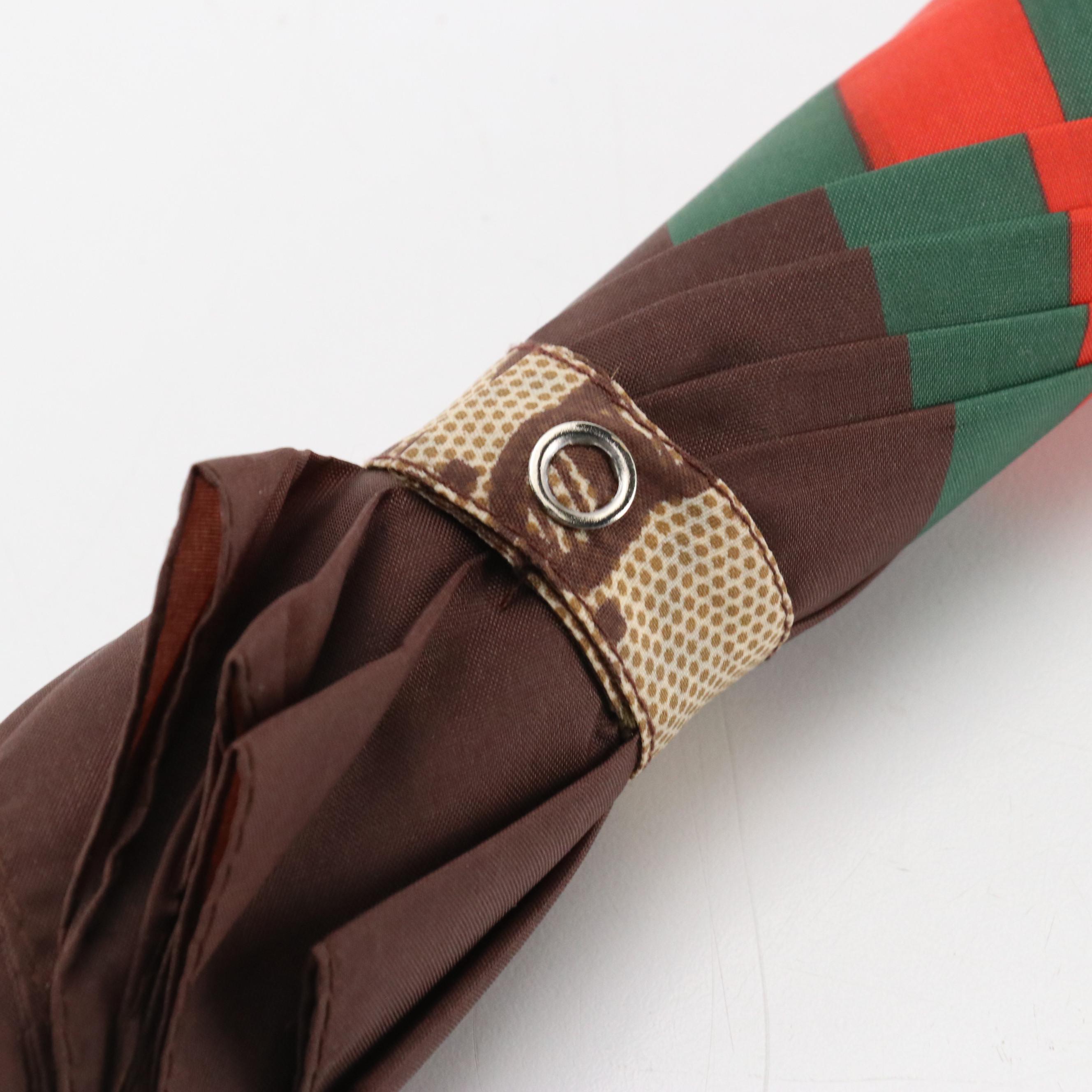 Haas Jordan, Weatherman, and More Printed Umbrellas