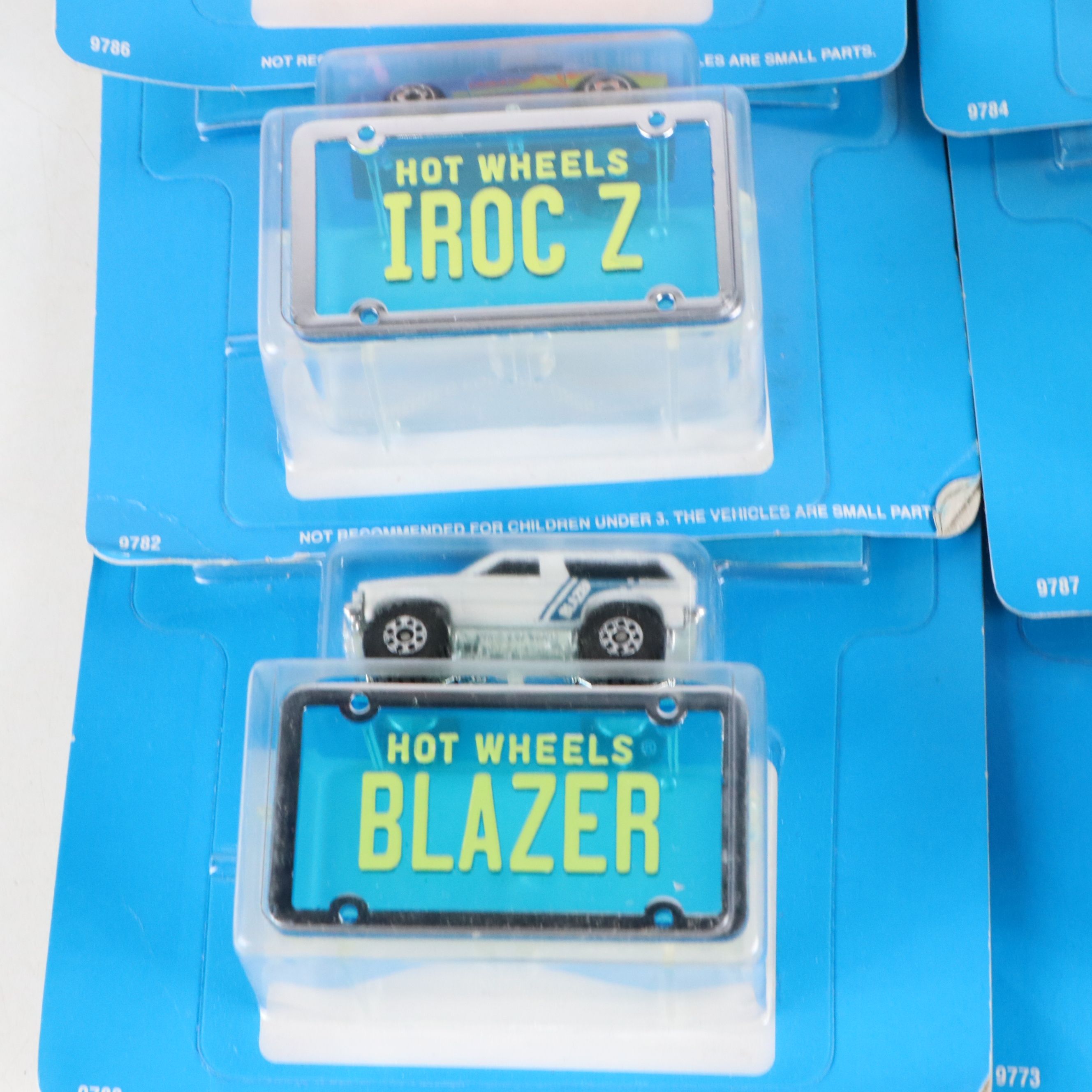 Hot Wheels "Classic Cobra" with More Park 'N Plates and Chroma Racers Cars