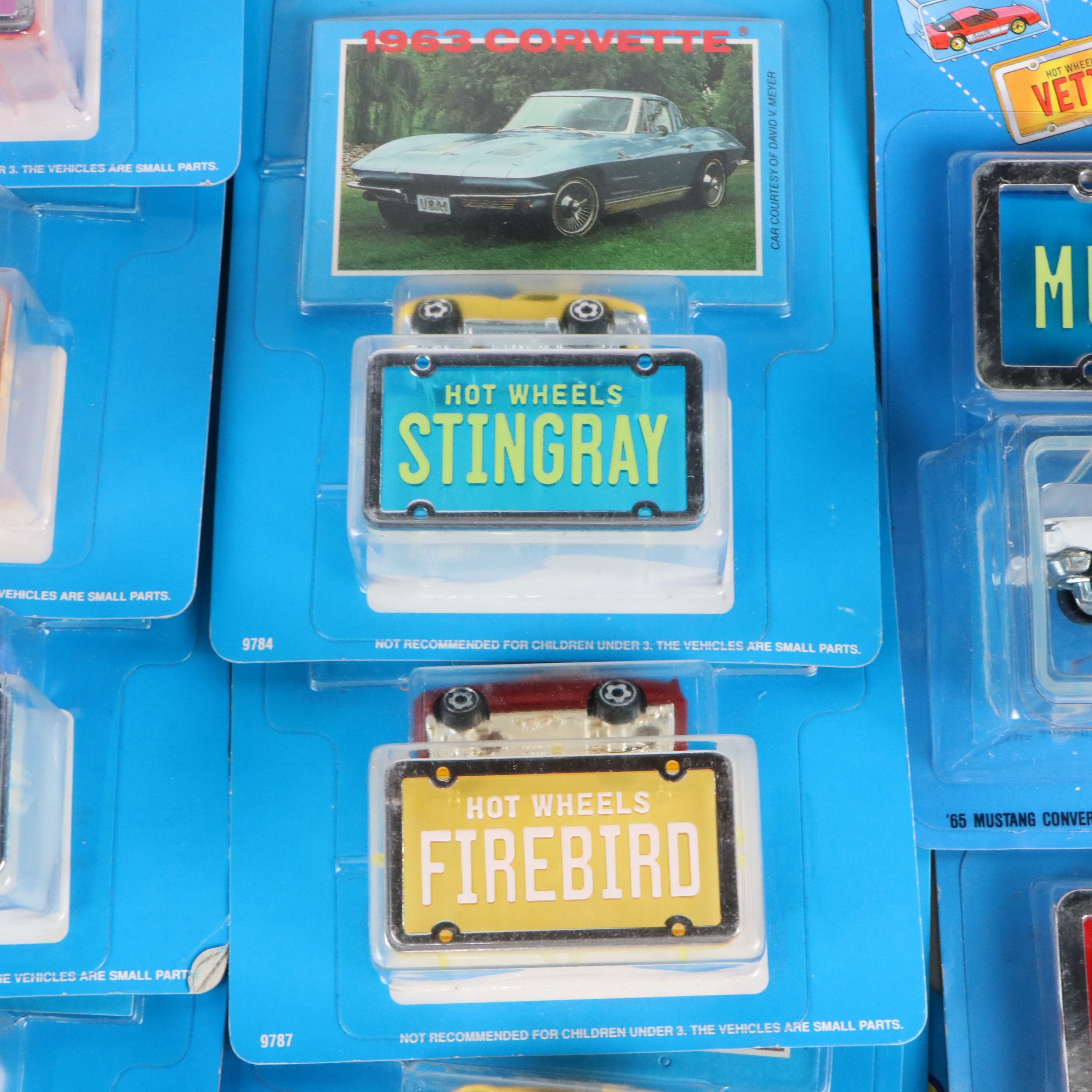 Hot Wheels "Classic Cobra" with More Park 'N Plates and Chroma Racers Cars