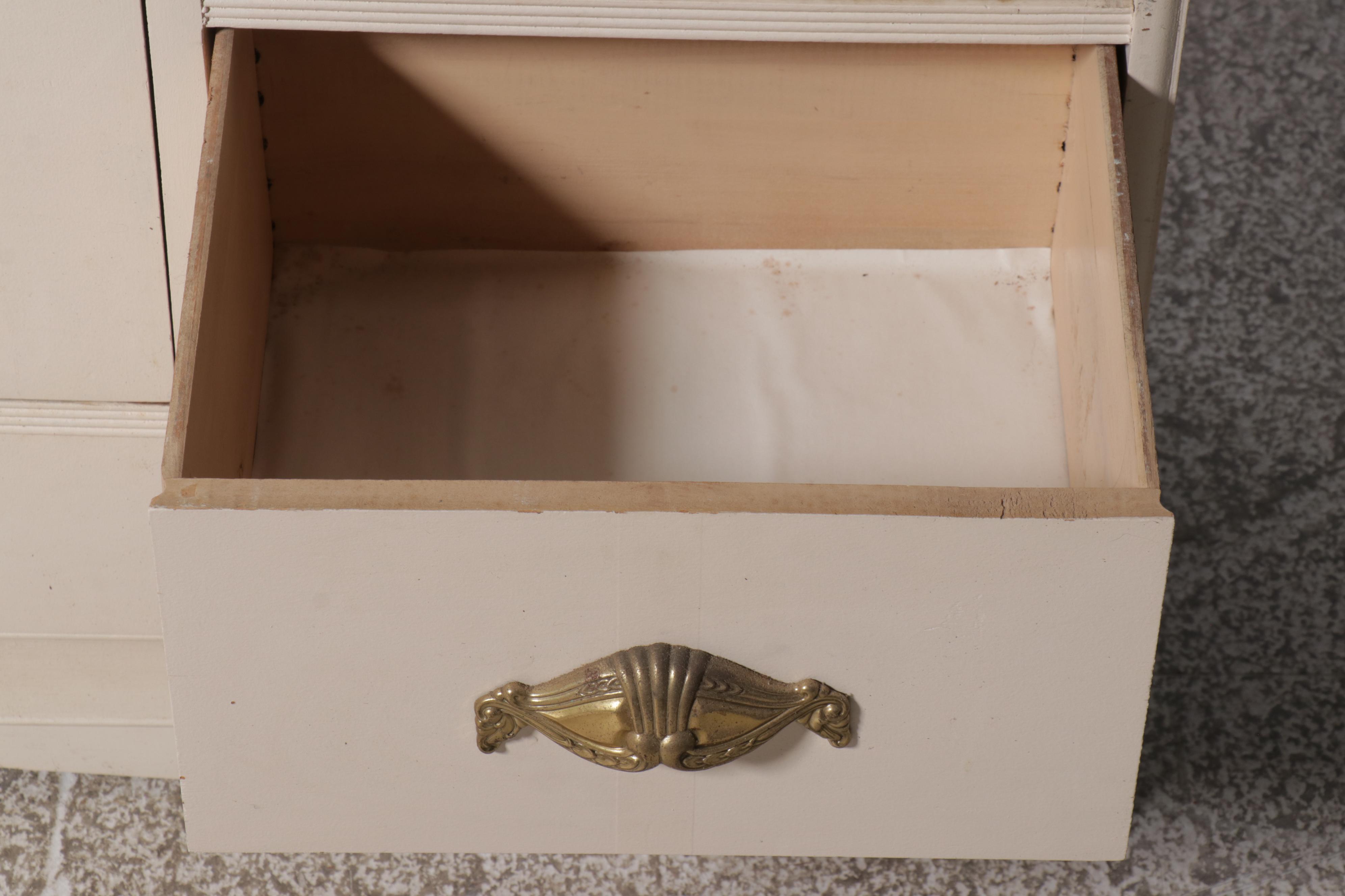 Traditional Style Painted Wood Children's Wardrobe