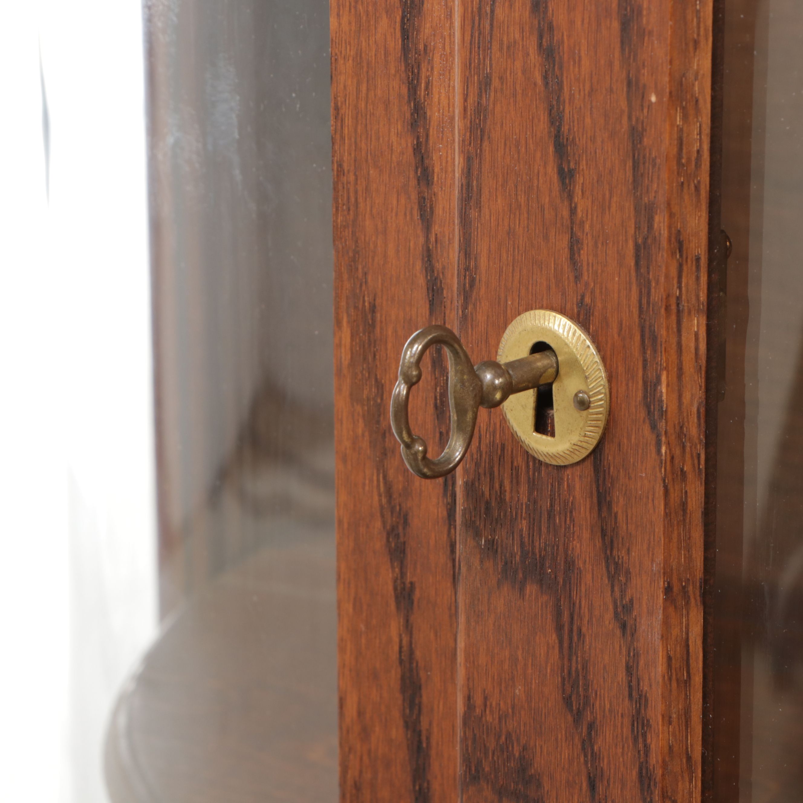 Victorian Style Oak Curved Front Display Cabinet, Late 20th Century