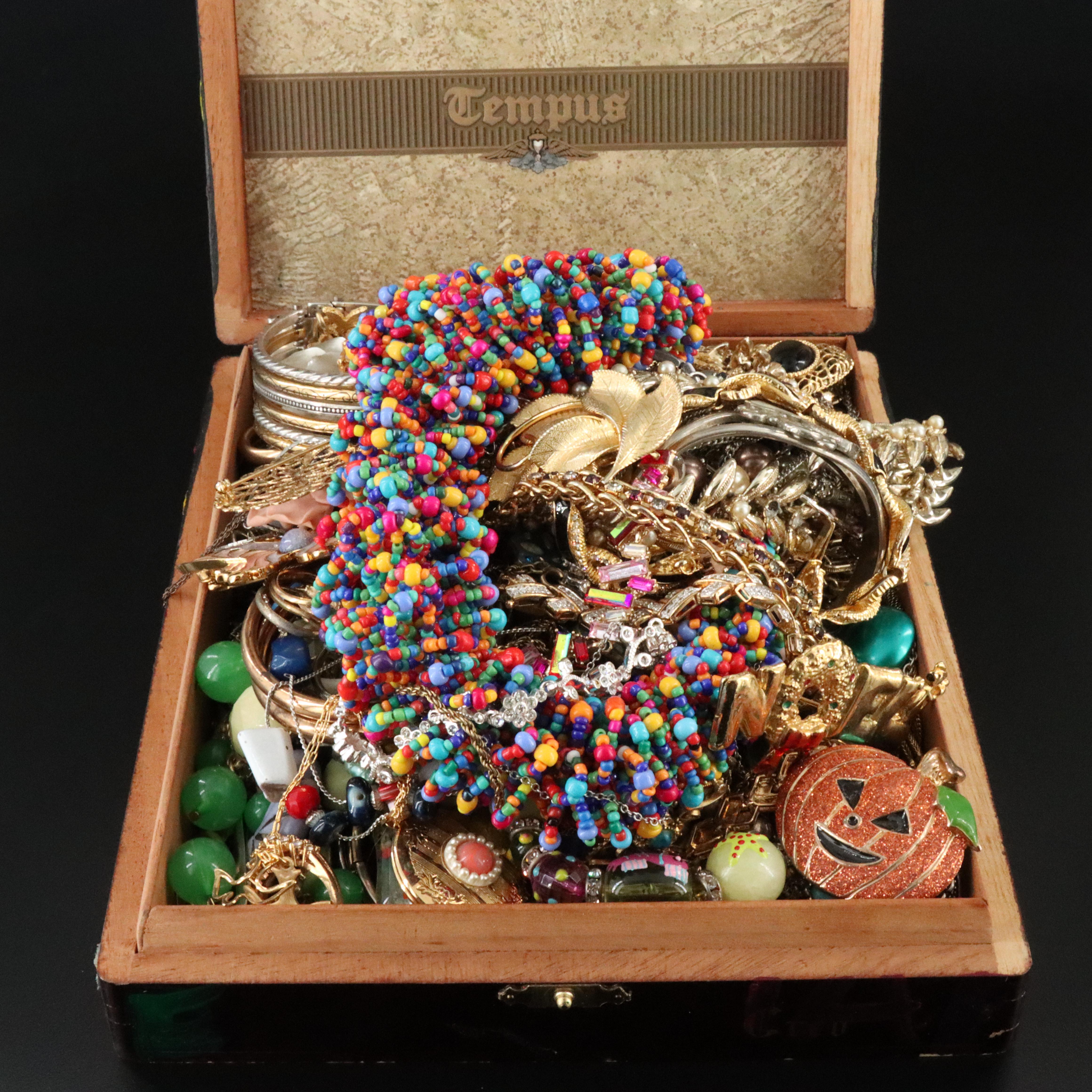 Uncommon Discoveries: Jewelry Collection