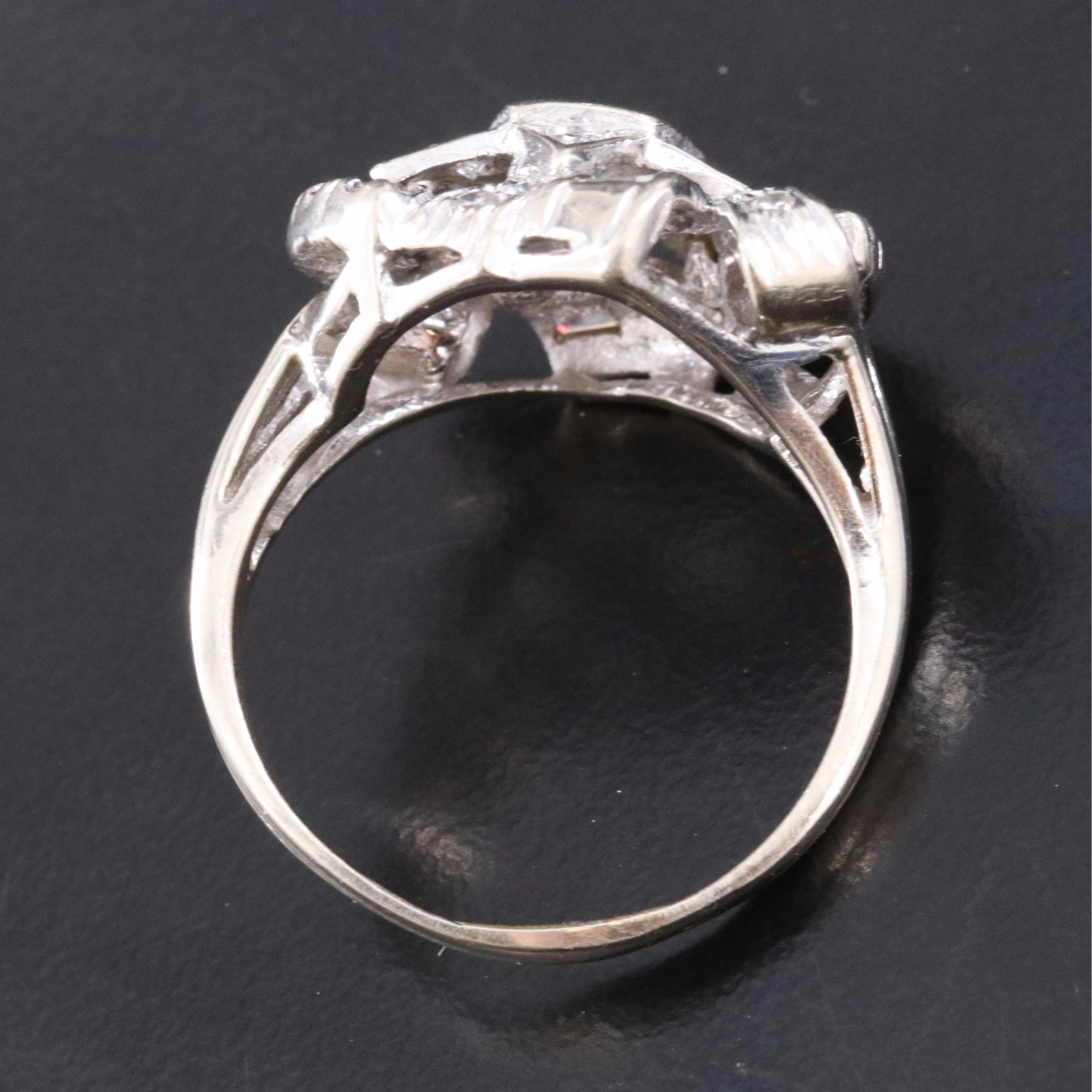 Vintage 14K 1.05 CTW Eastern Star Diamond Ring