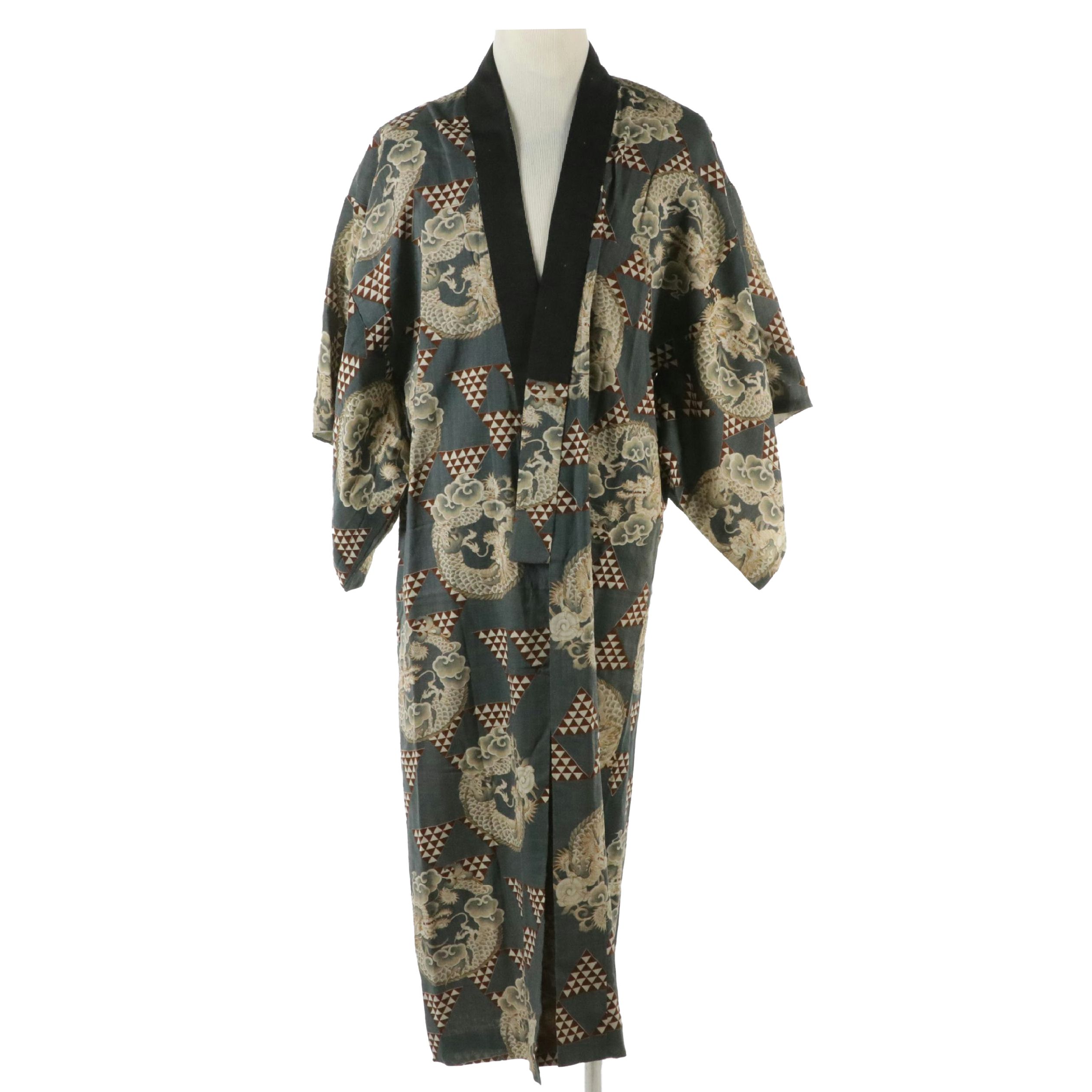 Men's Japanese Kimono in Kumo to Ryū/Uroko Pattern Wool