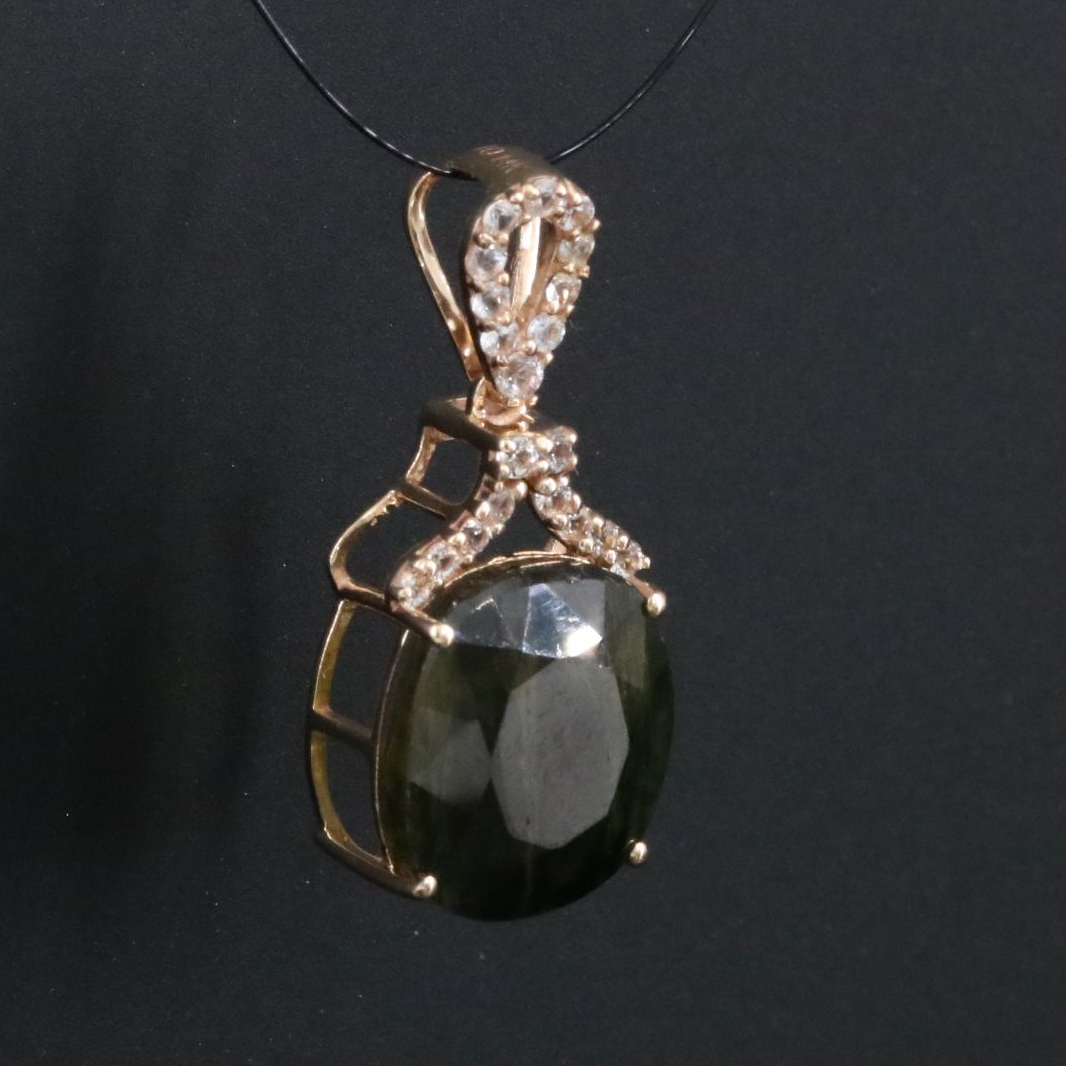 14K Green and White Sapphire Pendant