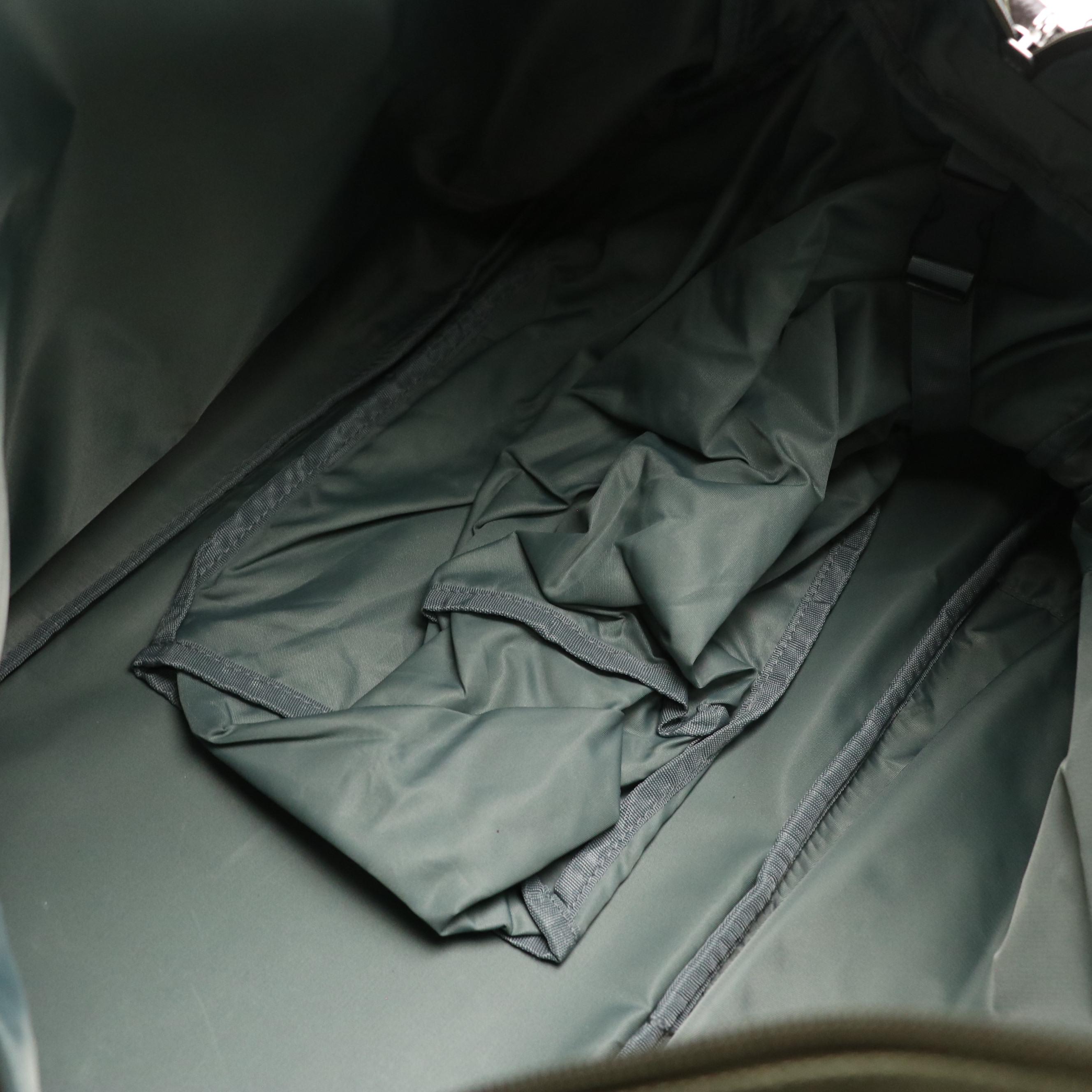 Abercrombie & Kent Travel Duffel Bags in Olive Green Nylon and Brown Leather