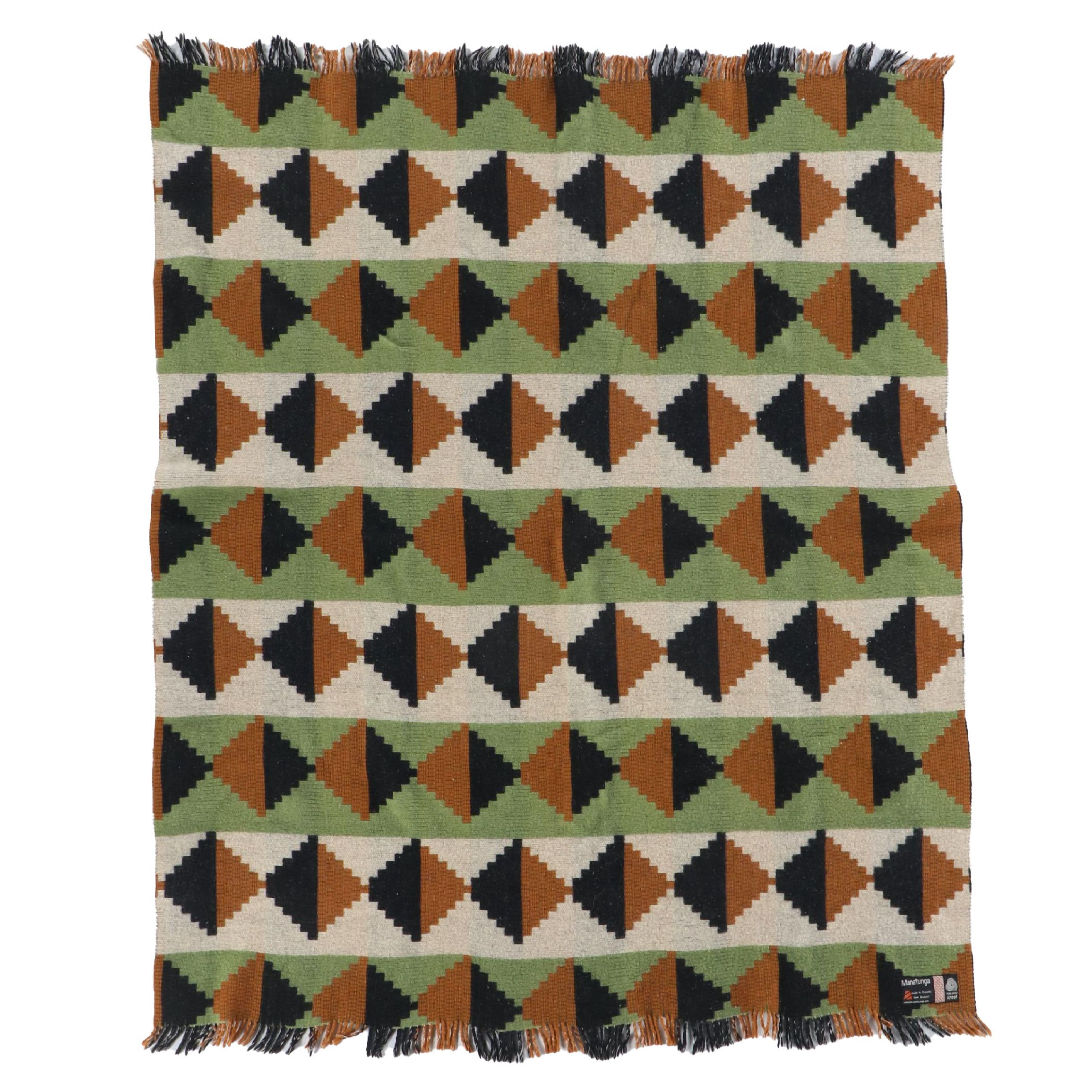 Manatunga New Zealand Geometric Handcrafted Wool Blanket, Late 20th C.