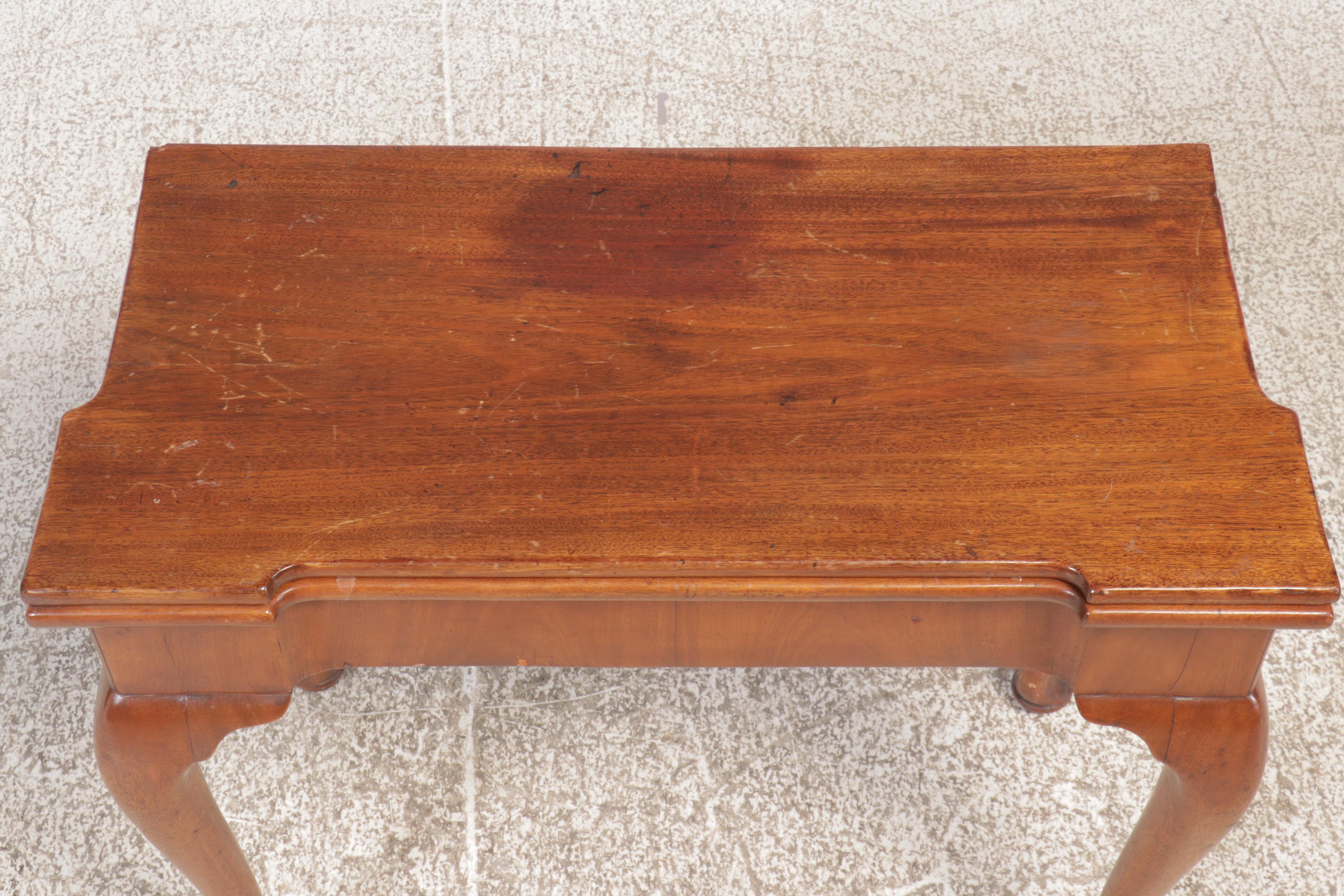 American Queen Anne Style Mahogany Flip Top Games Table