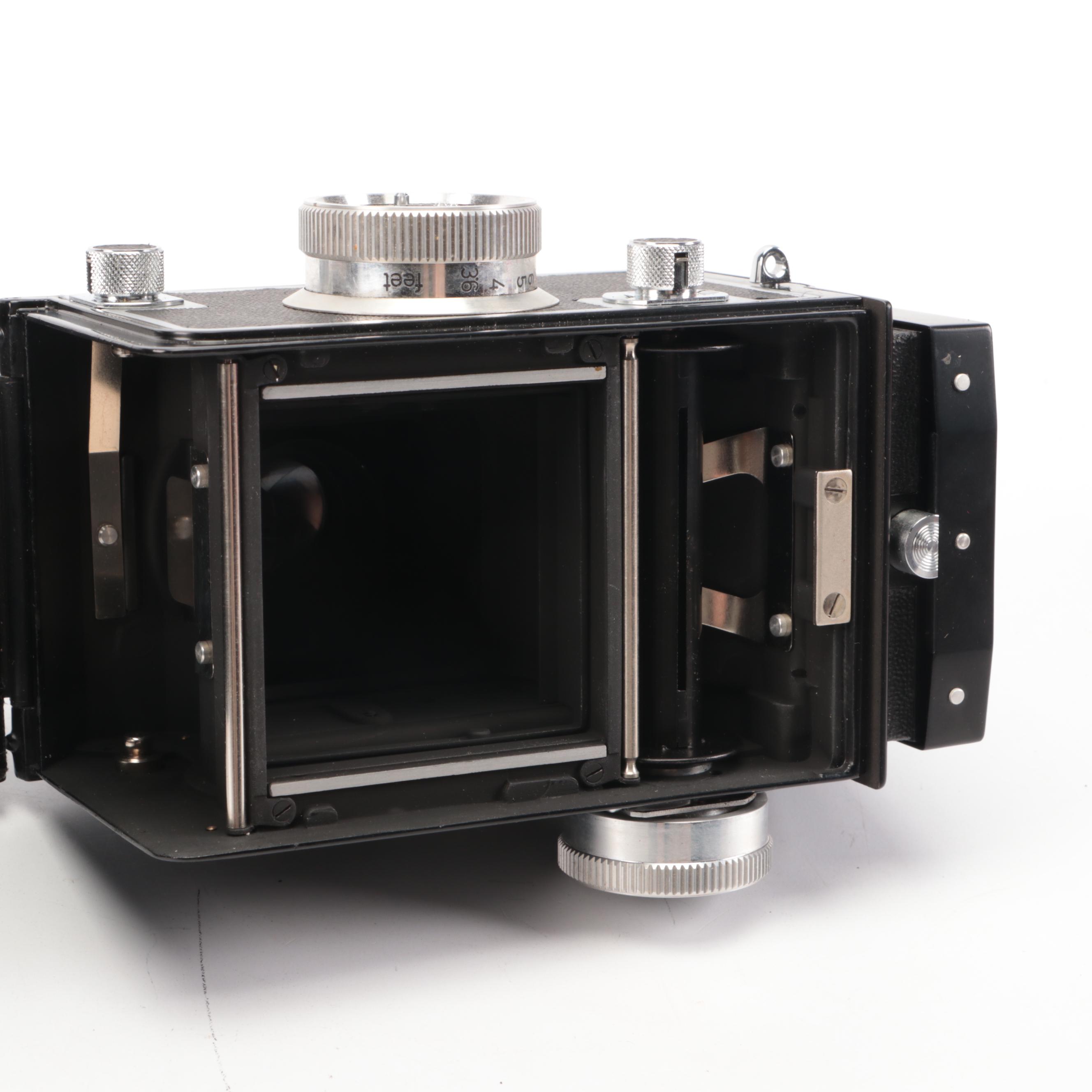 Zeiss Ikon Ikoflex Ic Camera with Leather Eveready Case, Box and Accessories