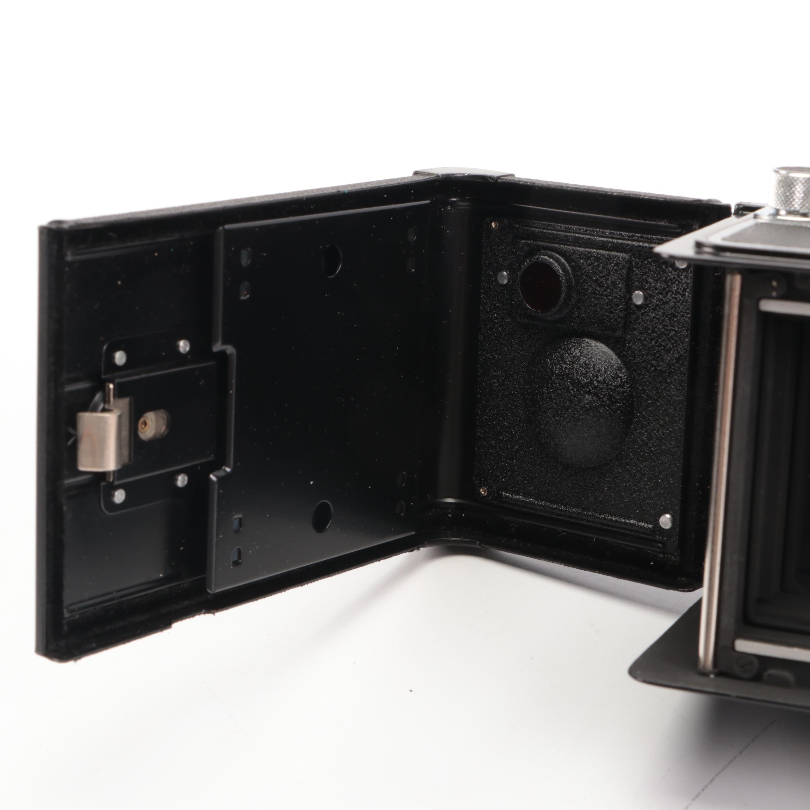 Zeiss Ikon Ikoflex Ic Camera with Leather Eveready Case, Box and Accessories