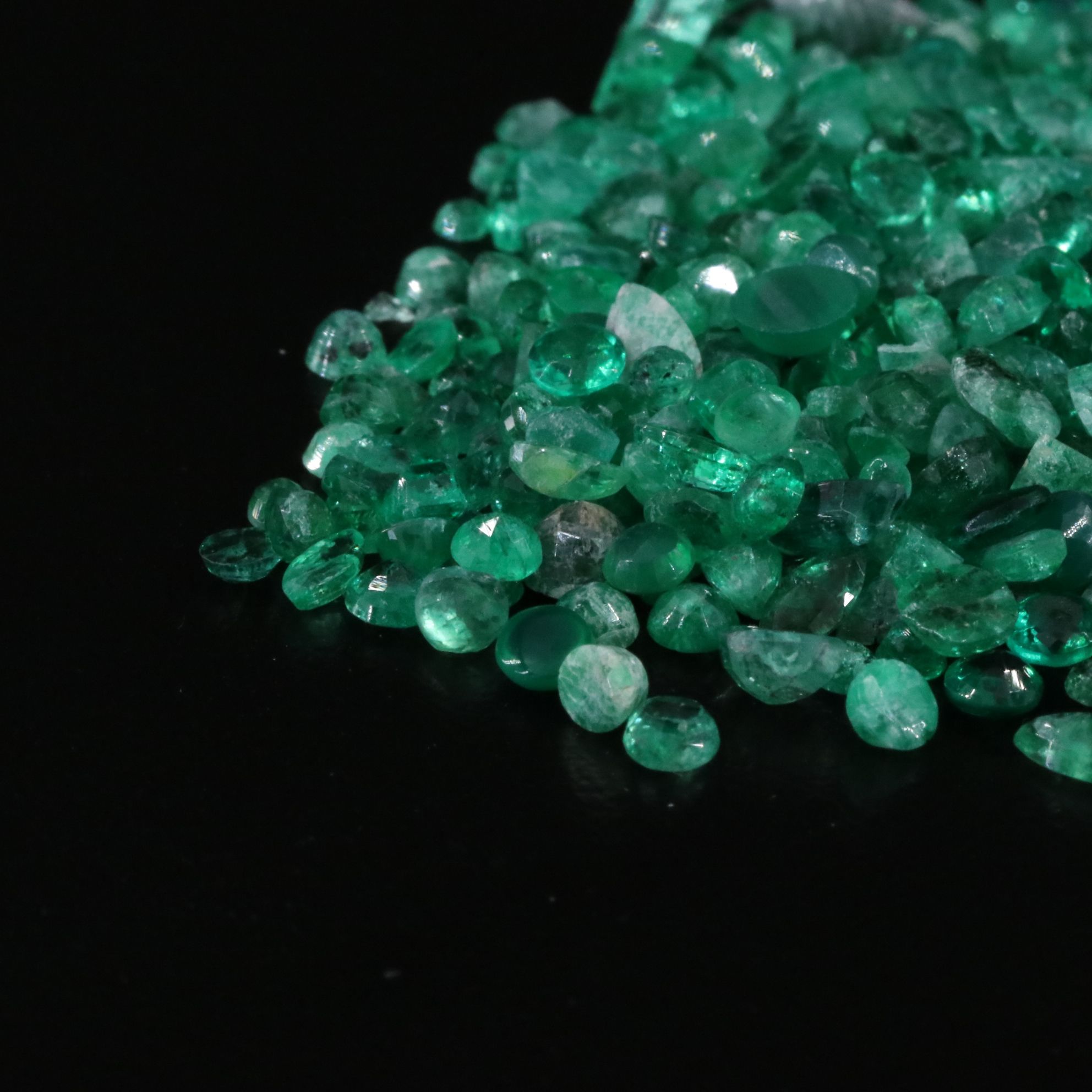 Loose 46.41 CTW Emerald Lot