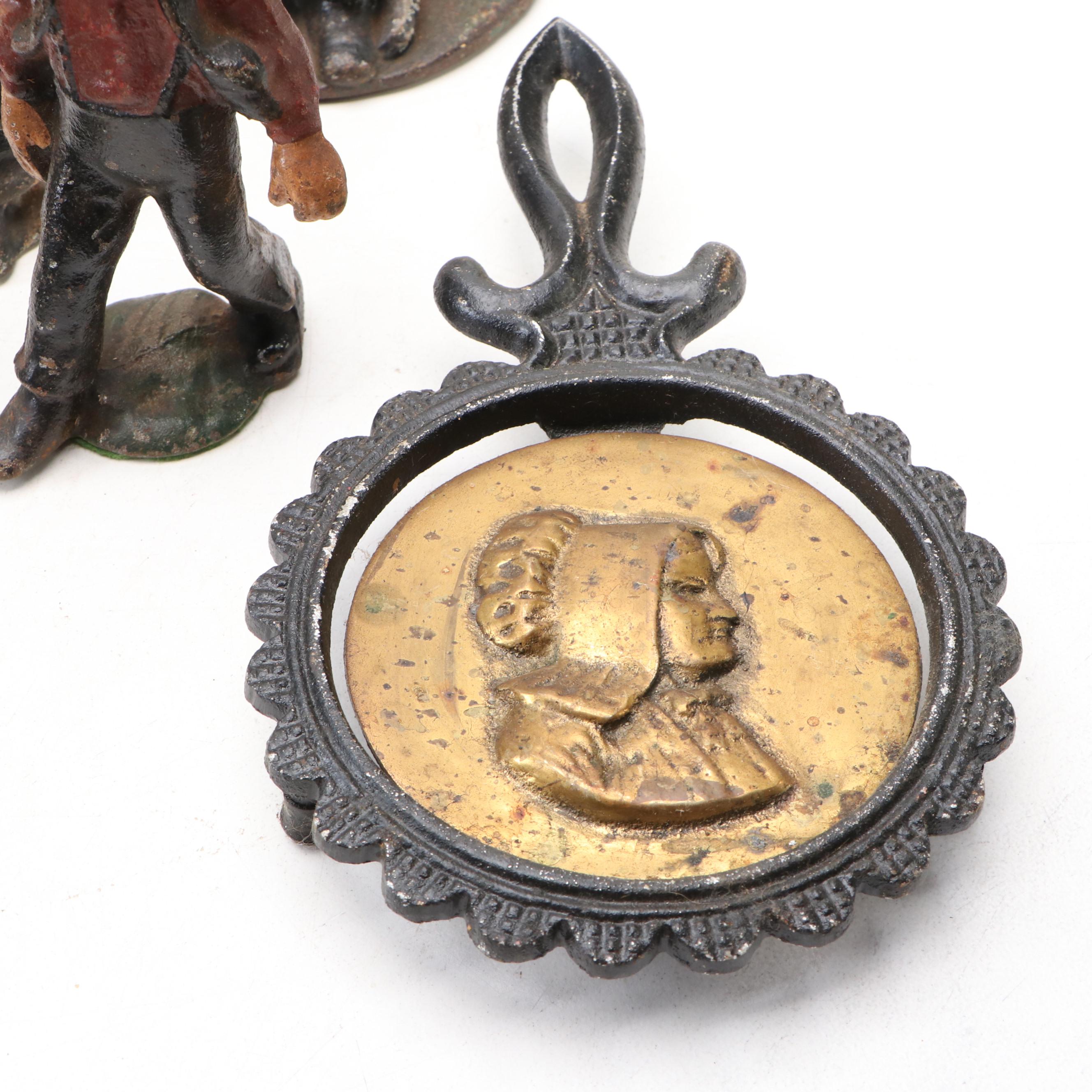 Wilton Amish Figurines with Keilen Cast Iron Skillet and More Kitchen Décor