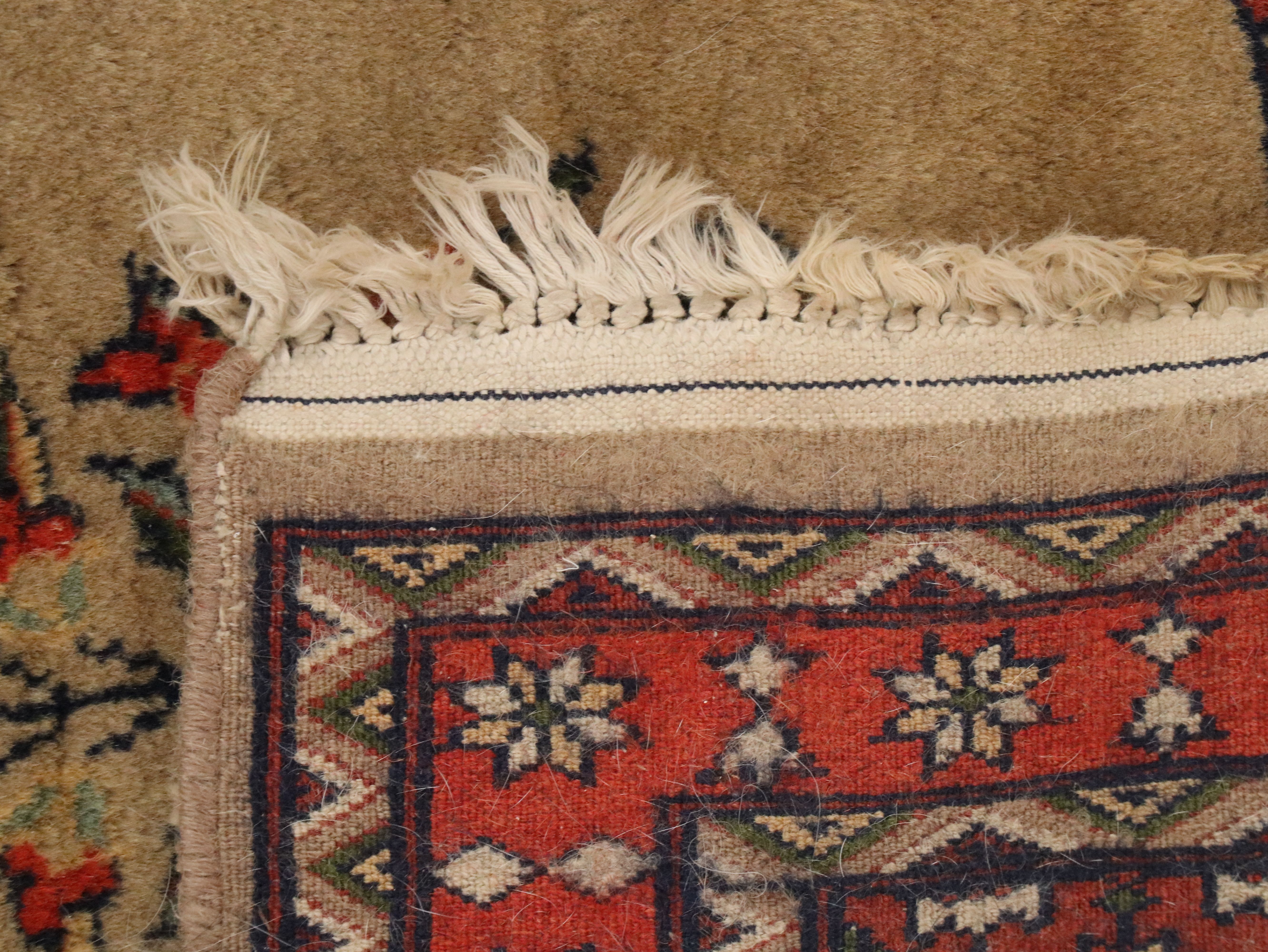 2'1 x 3'5 Hand-Knotted Turkish Ghiordes Prayer Rug