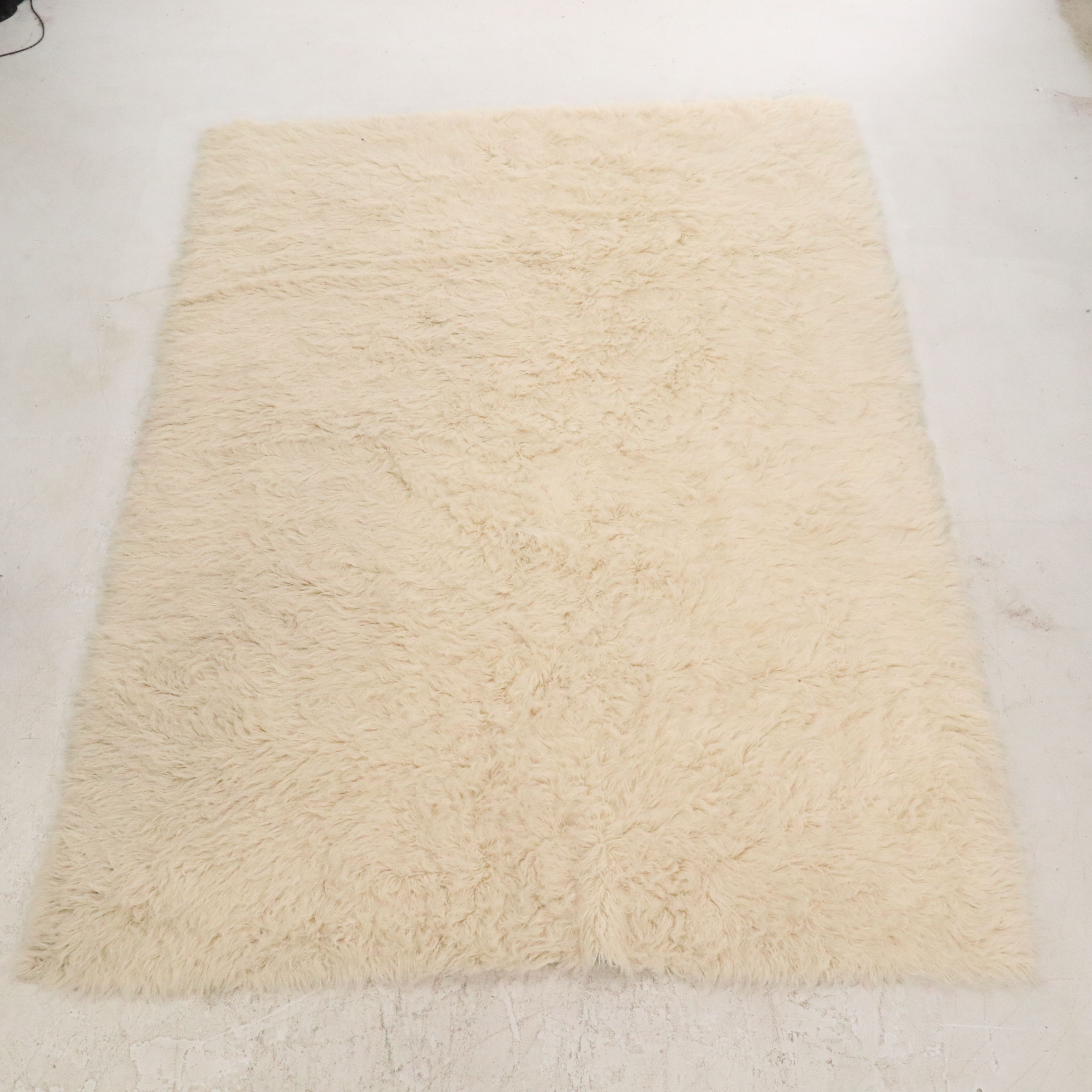 9'1 x 12'3 Handwoven Karamichos Mazarakis Flokati Room-Sized Rug