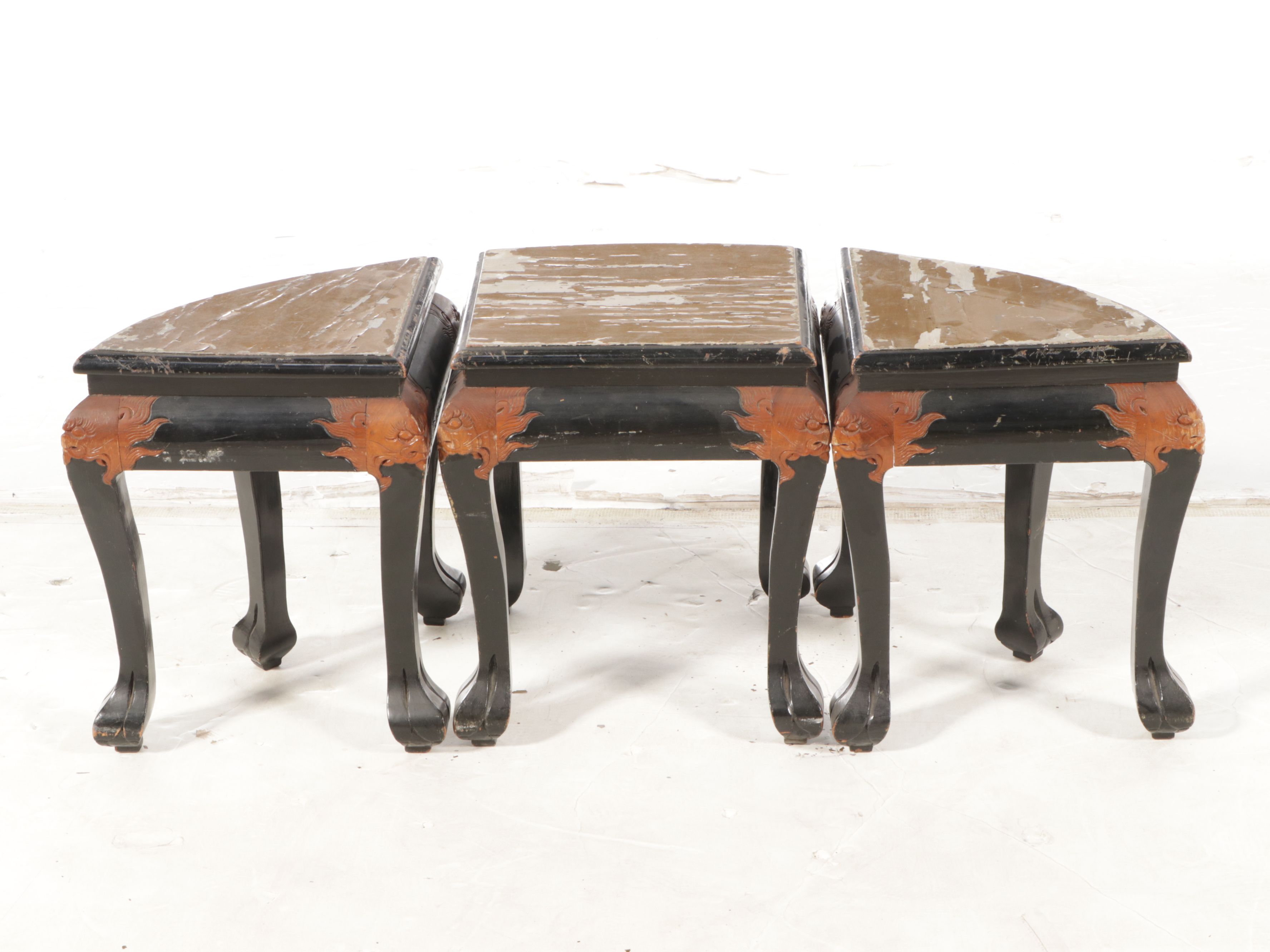 Chinese Hand-Decorated Lacquered Wood Coffee Table and Nesting Stools