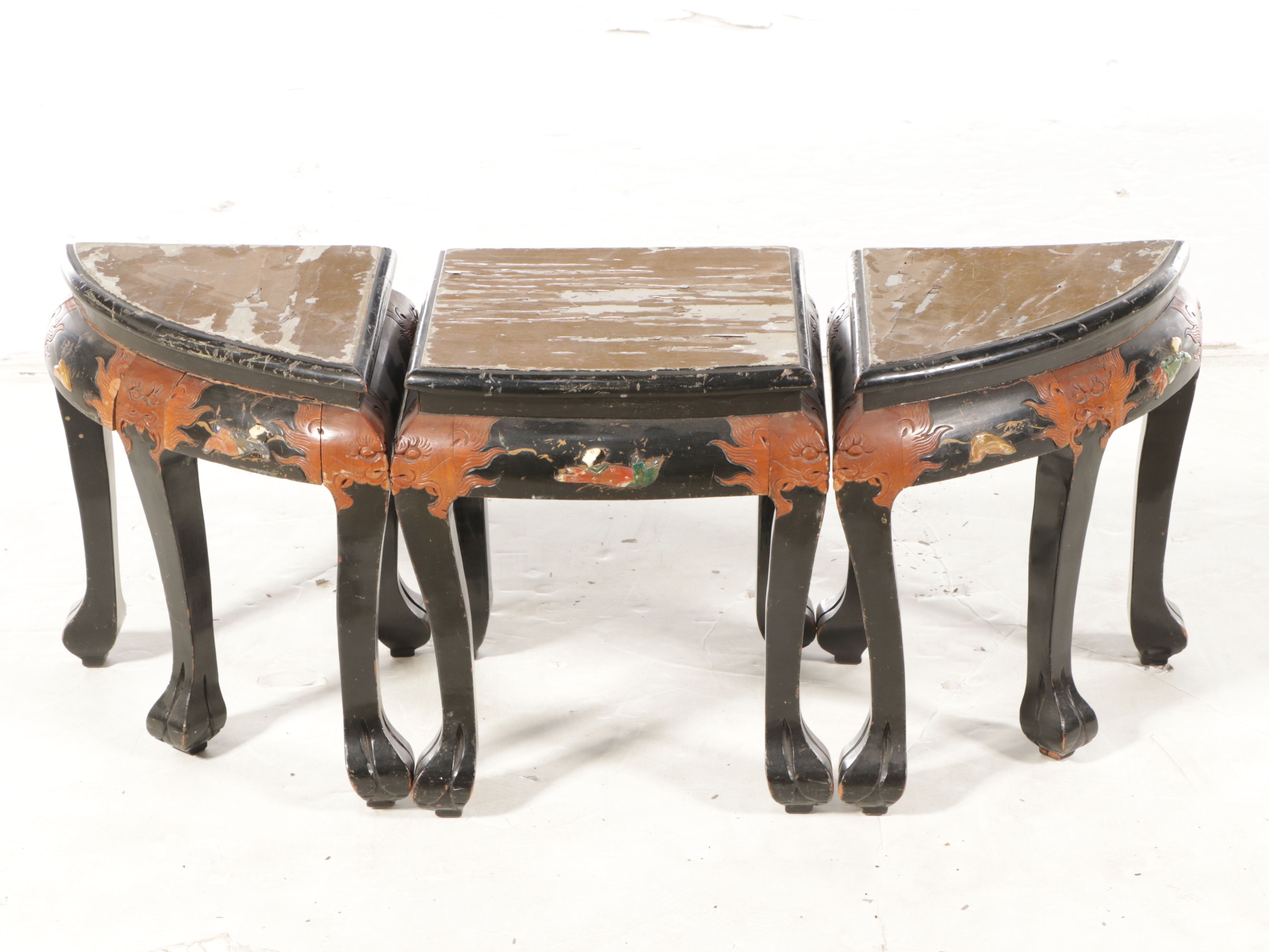 Chinese Hand-Decorated Lacquered Wood Coffee Table and Nesting Stools