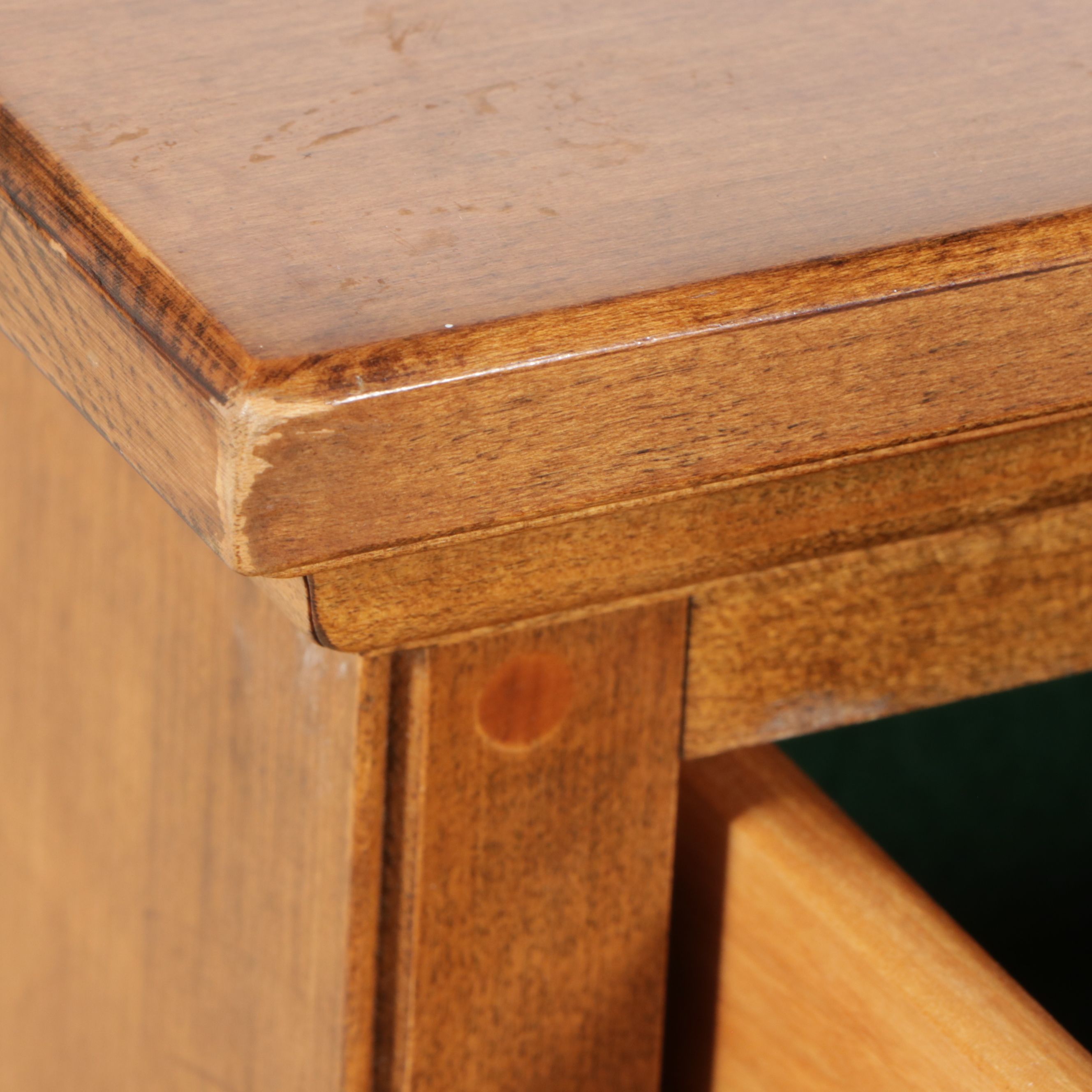 Ethan Allen Colonial Style Maple Dresser