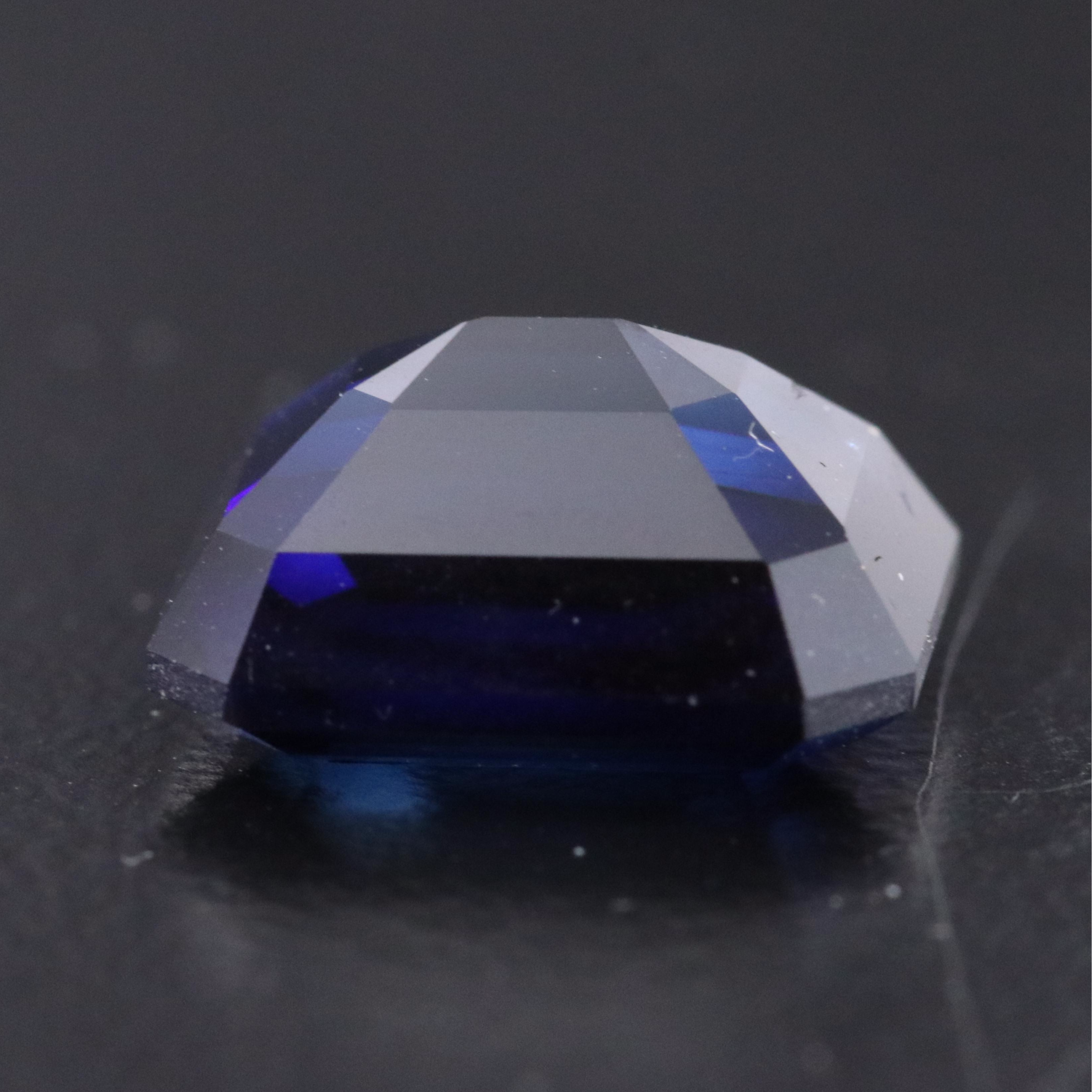 Loose 6.50 CT Lab Grown Sapphire