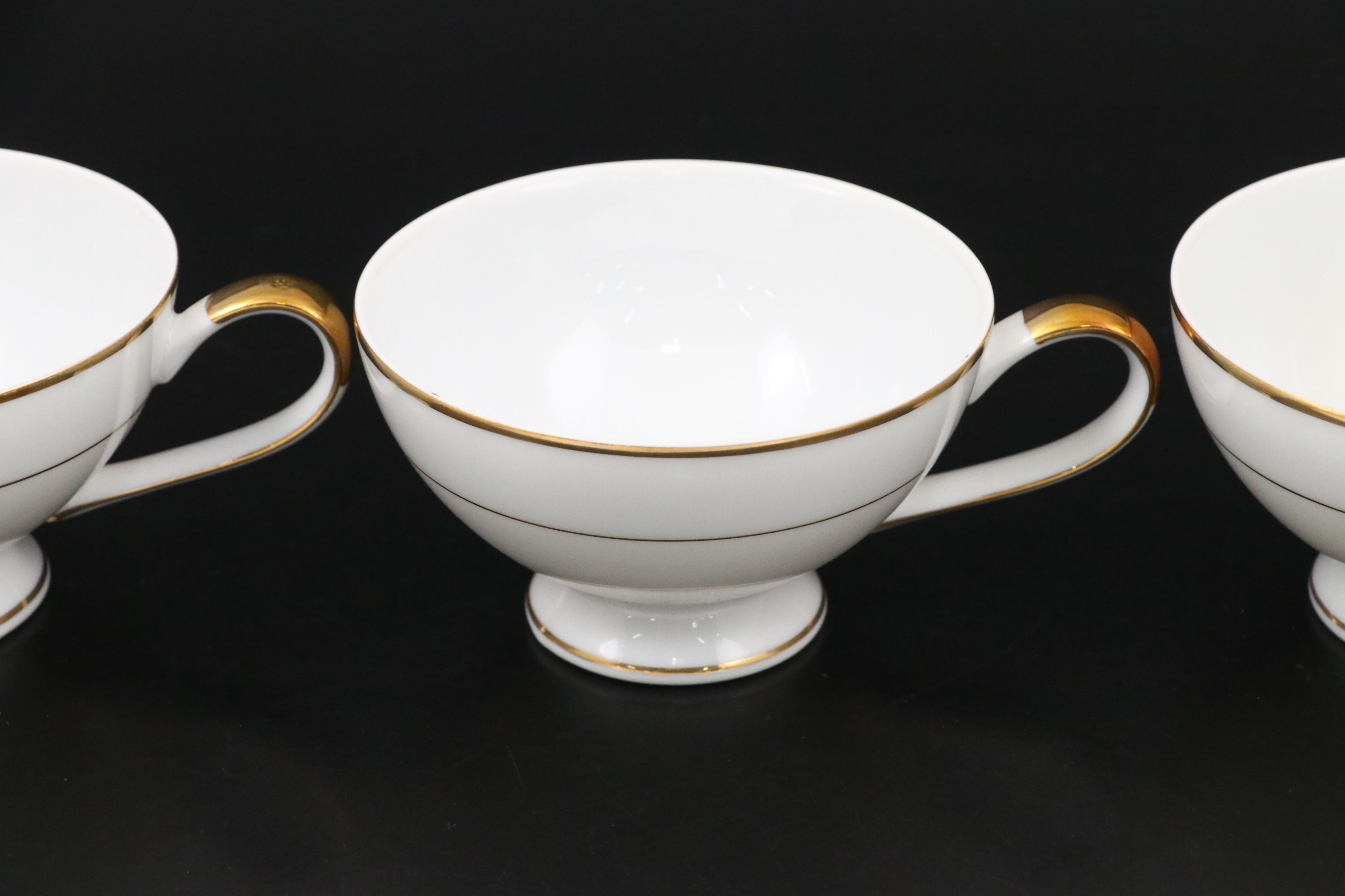 Mikasa "Doric" Gilt Trim Ceramic Dinnerware