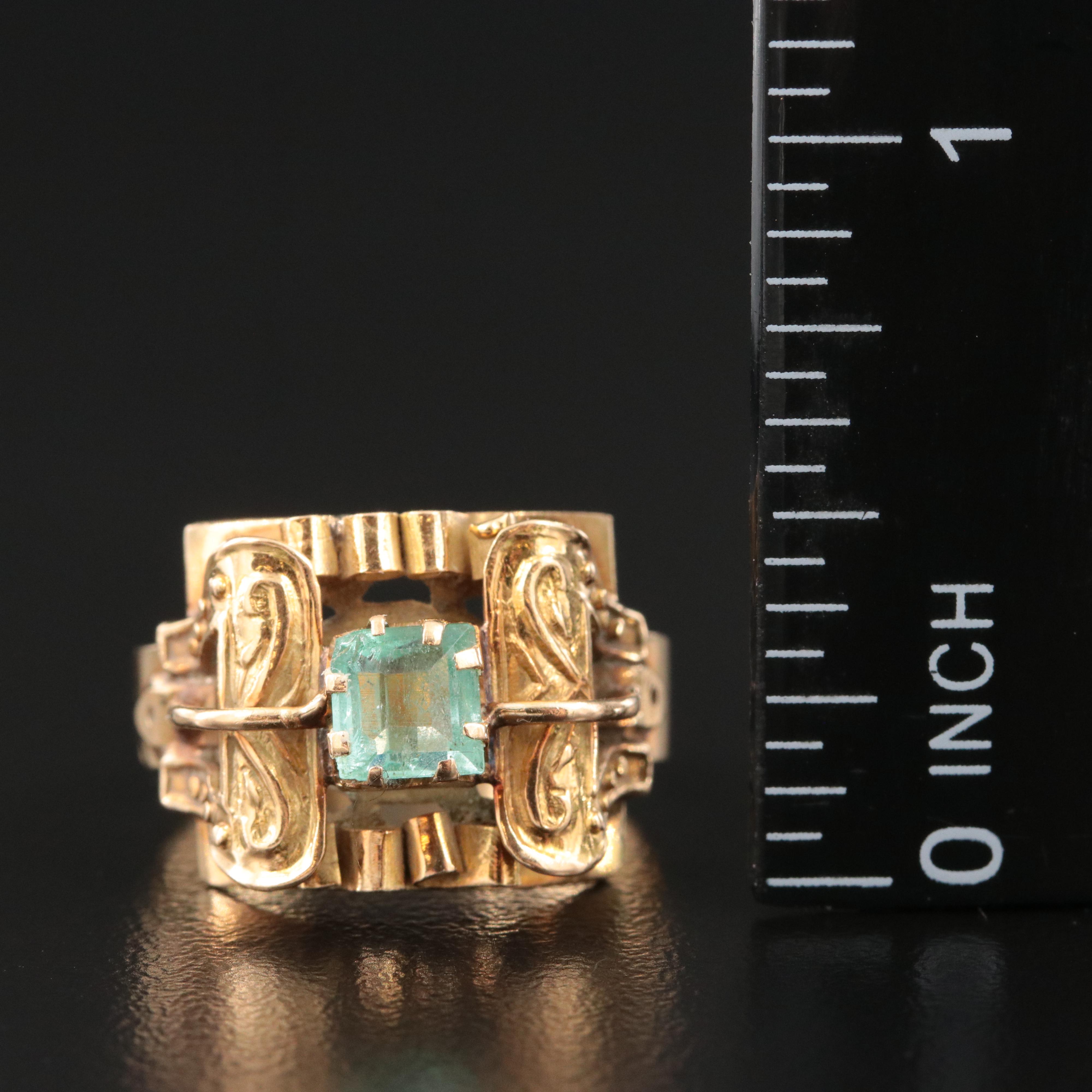 Vintage 18K Emerald Buckle Ring