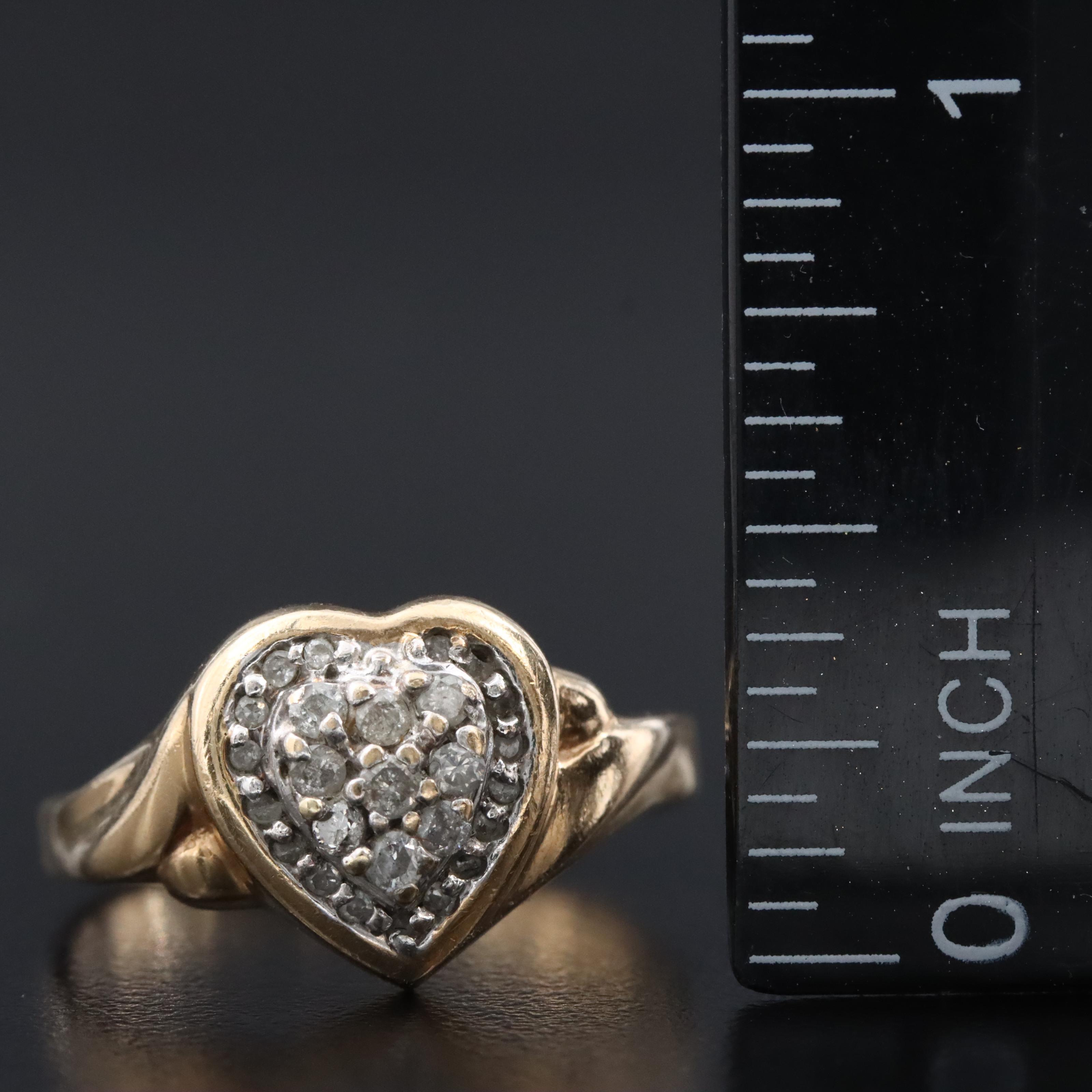 10K 0.28 CTW Diamond Heart Ring