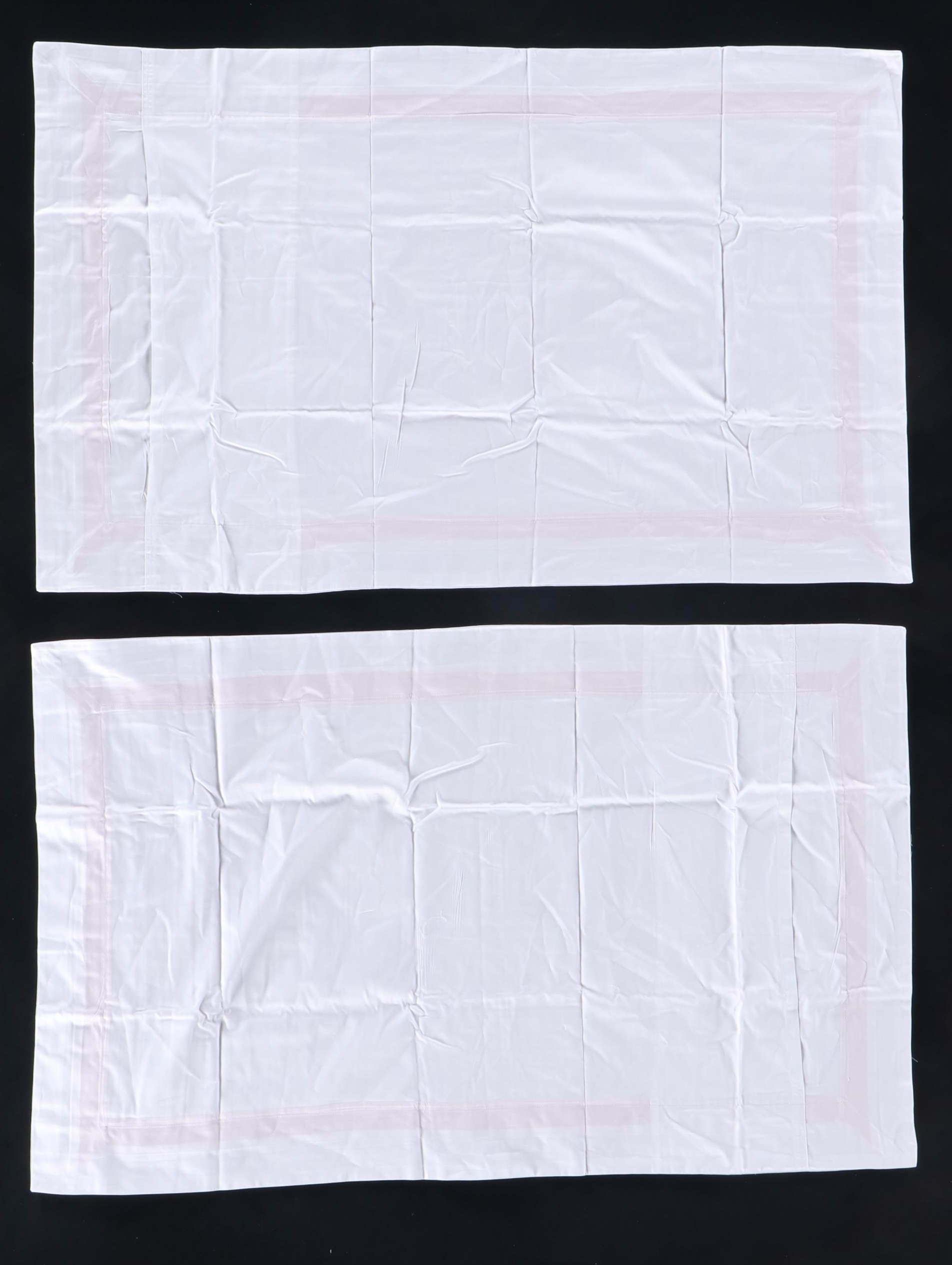 Spartina Cotton Throw Pillows with Coral Stripe Bedsheets