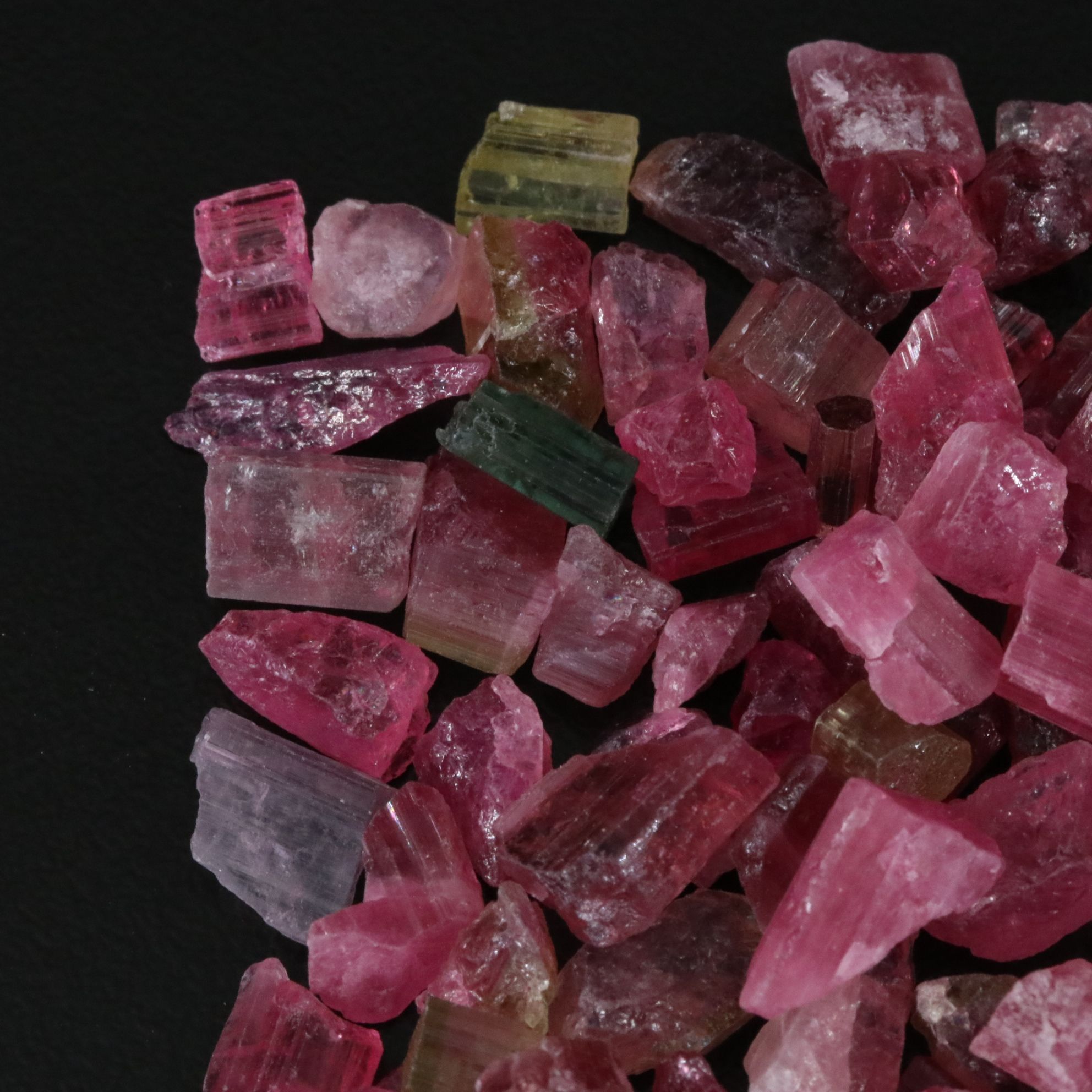 Loose 183.15 CTW Rough Tourmaline Lot